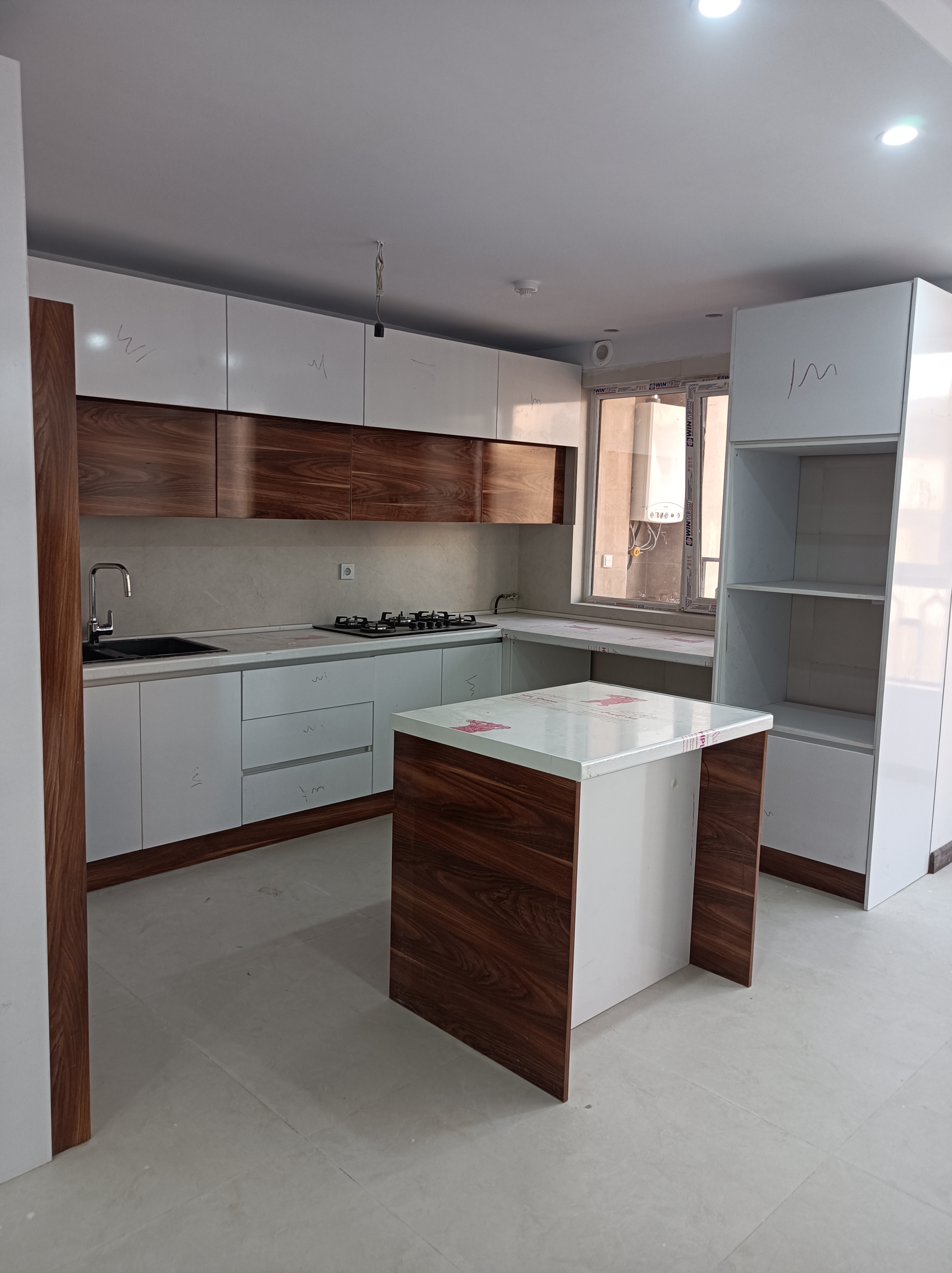 اجاره آپارتمان 150متر فول میدان 45