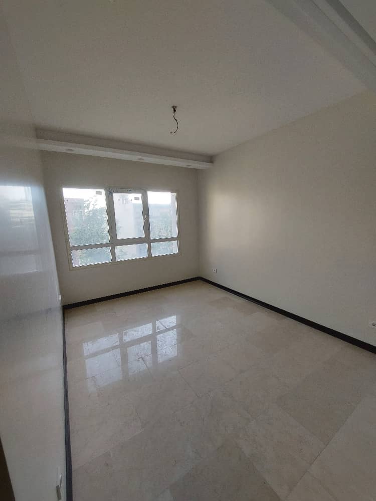 فروش 140 متر آپارتمان قلب دولت پلان مهندسی نورگیر بالا