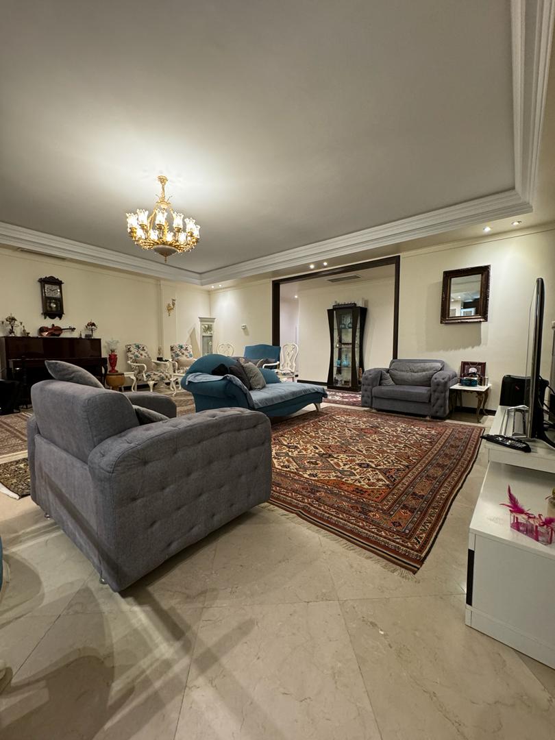 فروش آپارتمان 150 متر هروی 2 پارکینگ