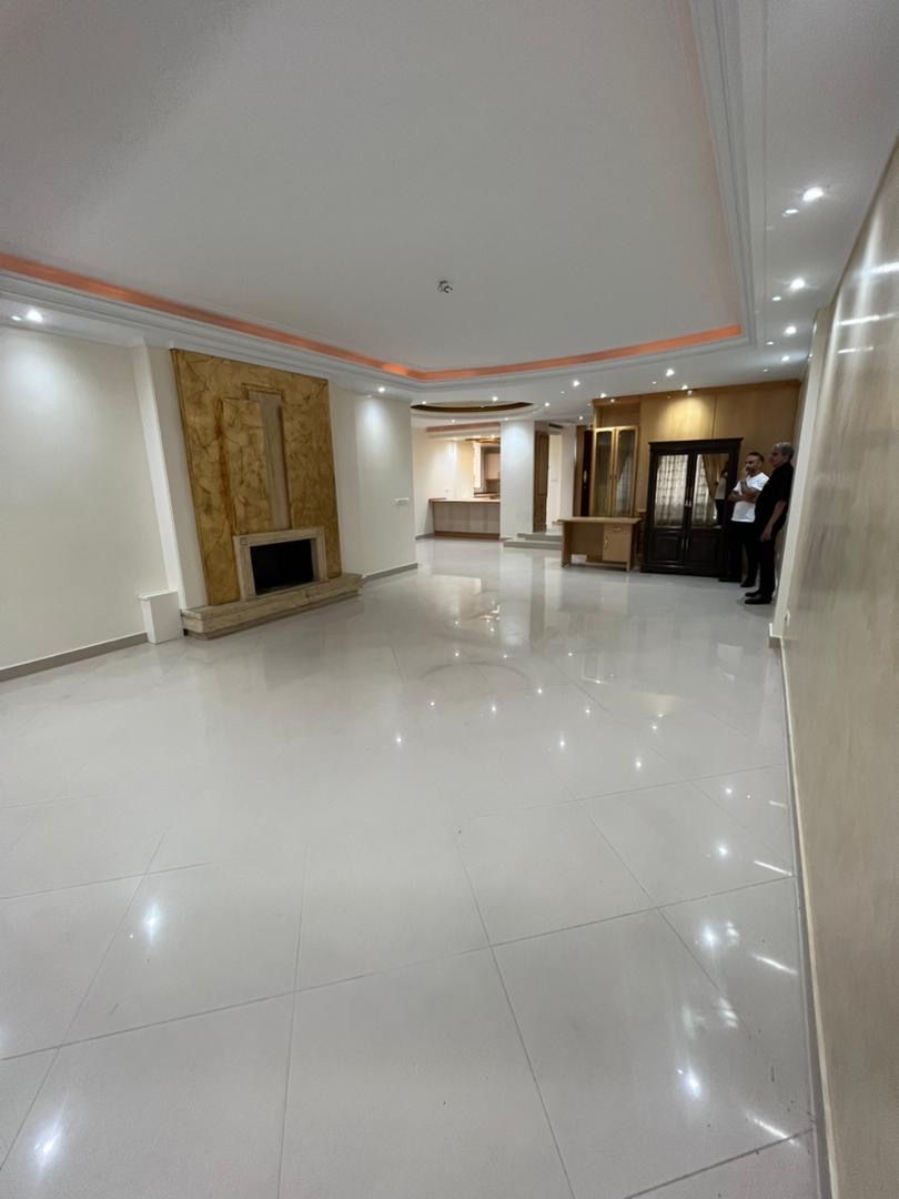فروش آپارتمان 230 متر اقدسیه