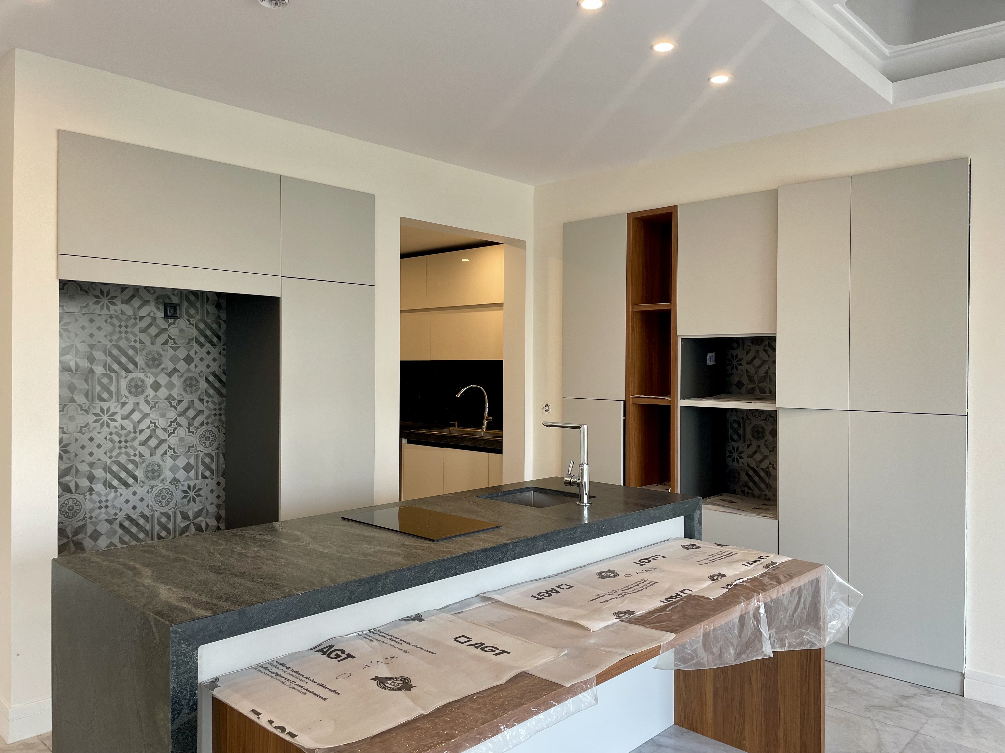 اجاره آپارتمان 225 متر فرمانیه لوکس مدرن سه خواب