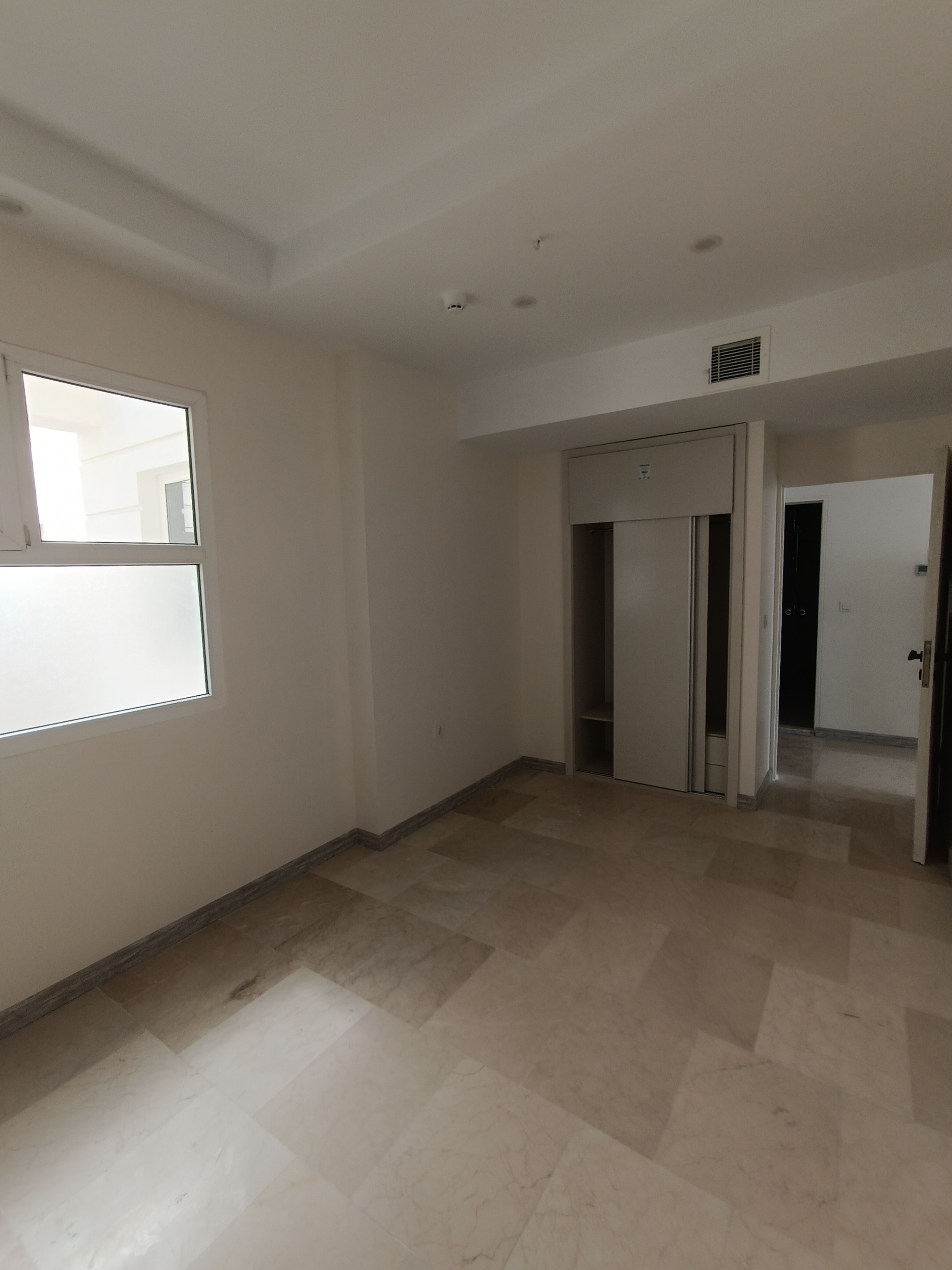 فروش آپارتمان 120 متر شهرک نفت 2 خواب ویو جنوبی مجلل