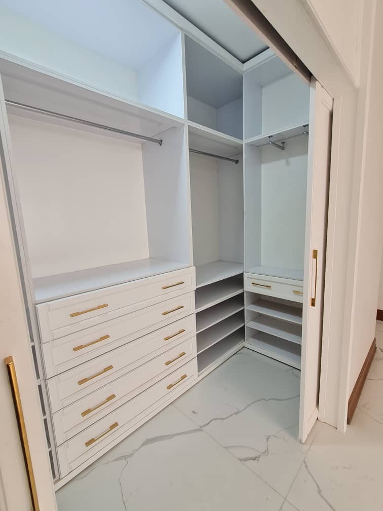 فروش آپارتمان 181 متر تاپ لوکیشن دروس