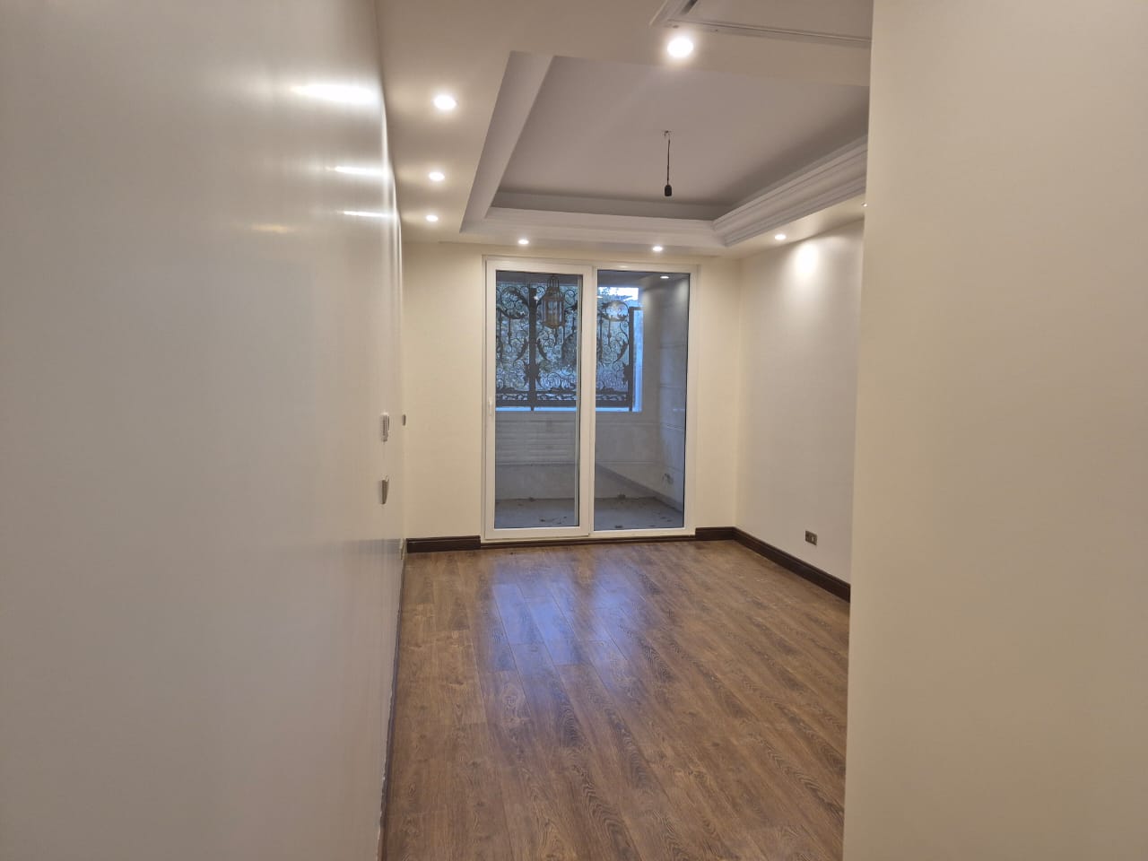 250متر کلید نخورده 3 پارکینگ