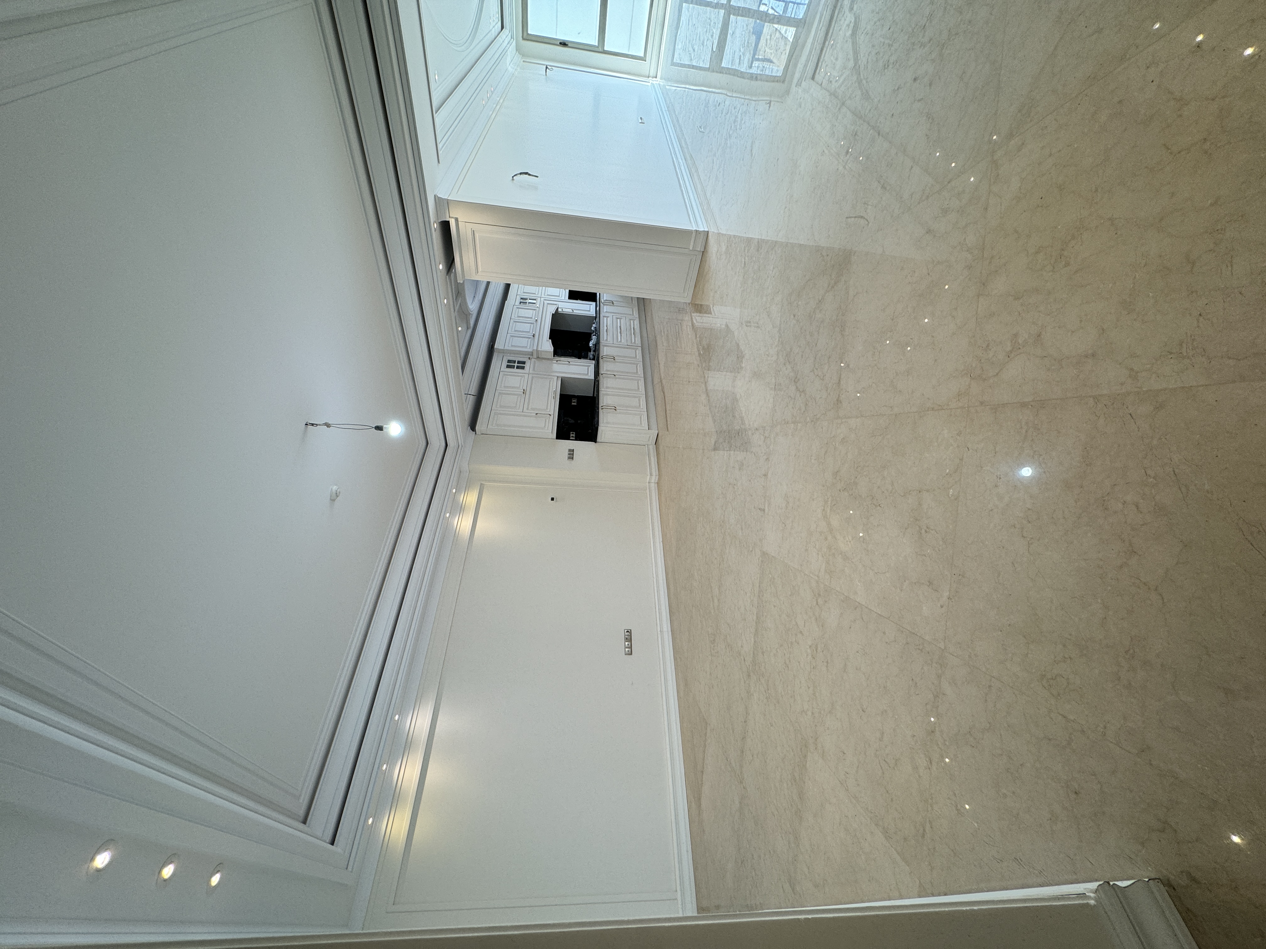 فروش آپارتمان 220 متر سه خواب اجودانیه