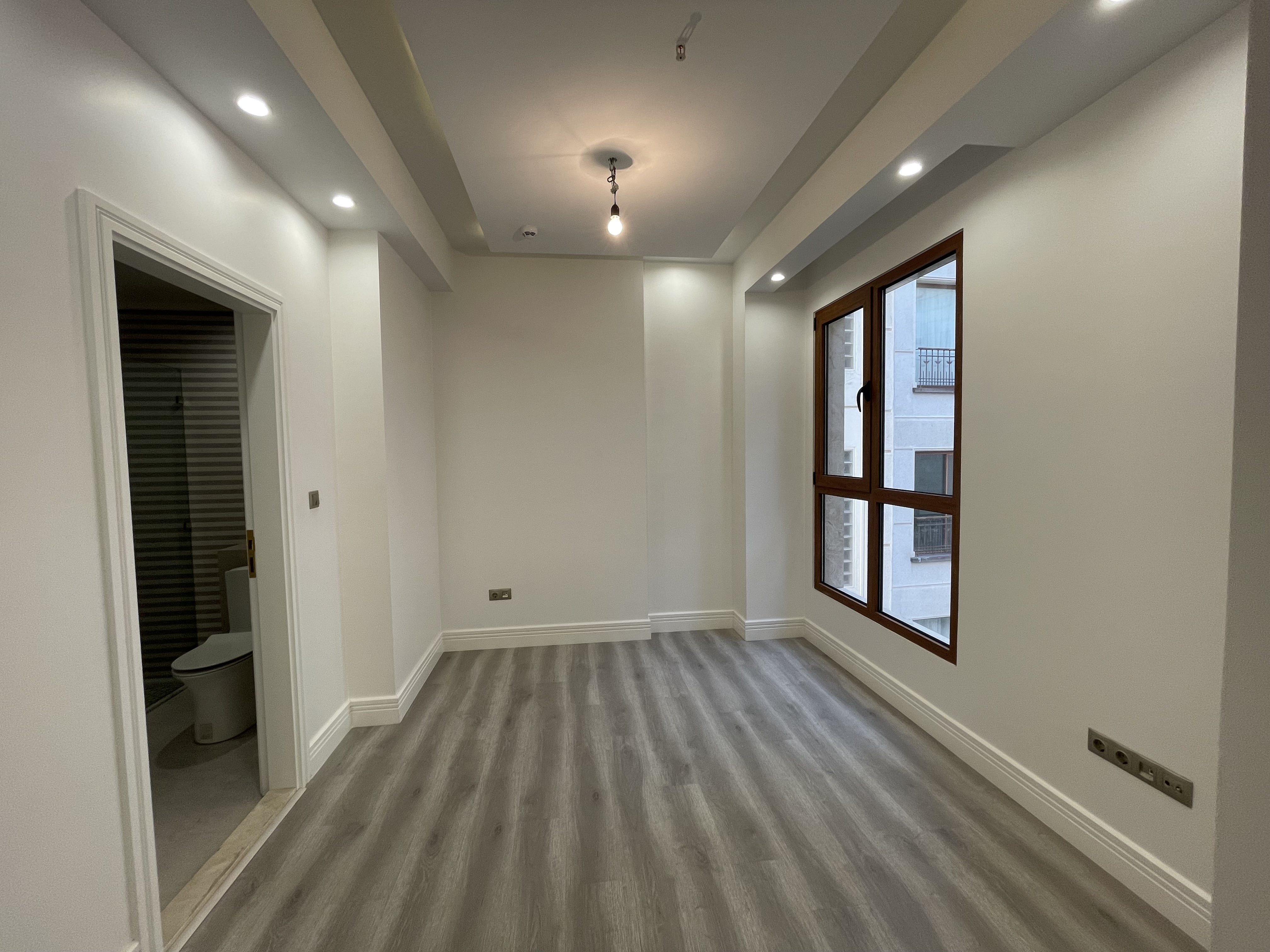 فروش اپارتمان 200 متری در فرمانیه