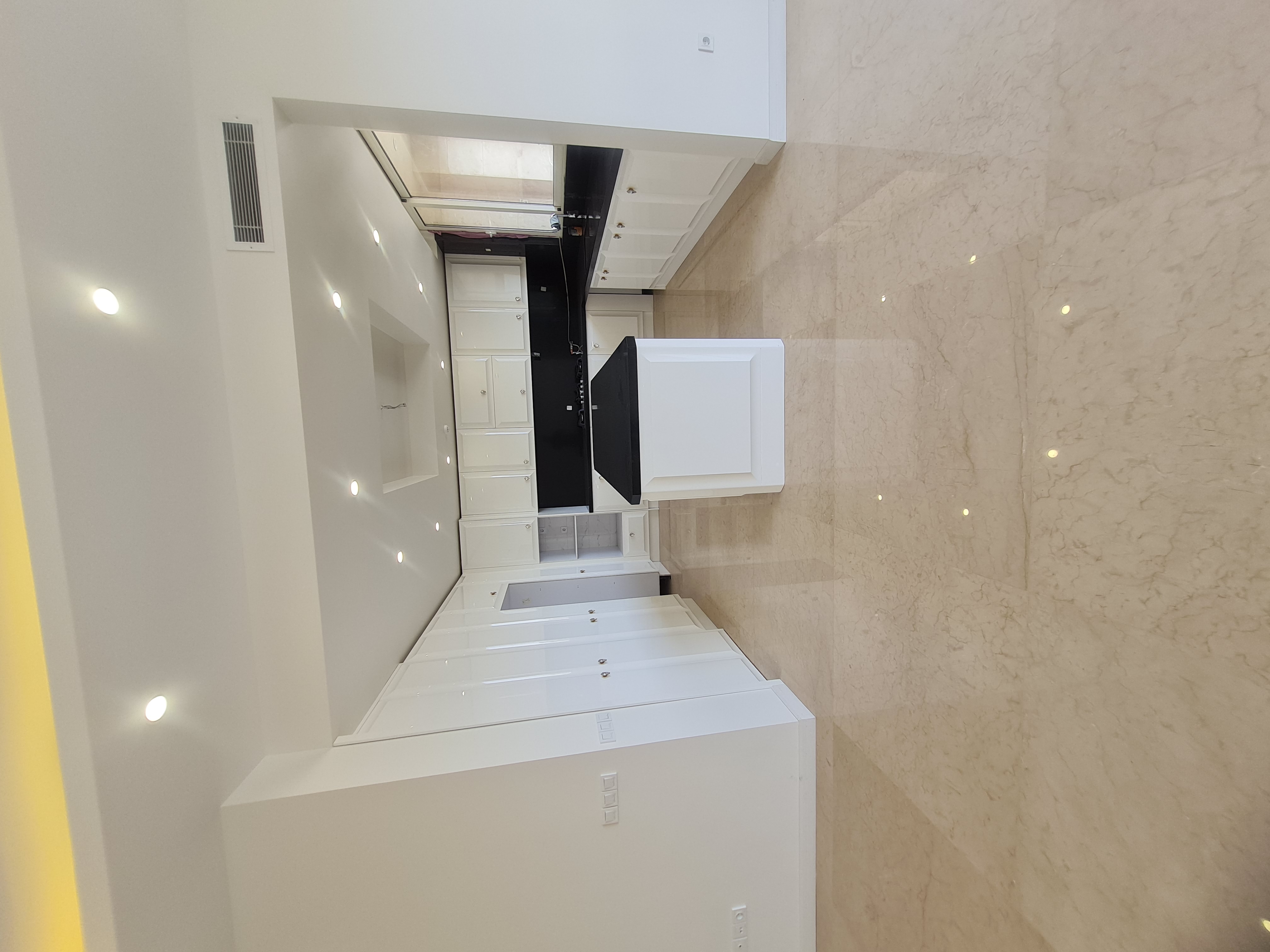 اجاره آپارتمان 150 متر فرمانیه تراس چیدمان