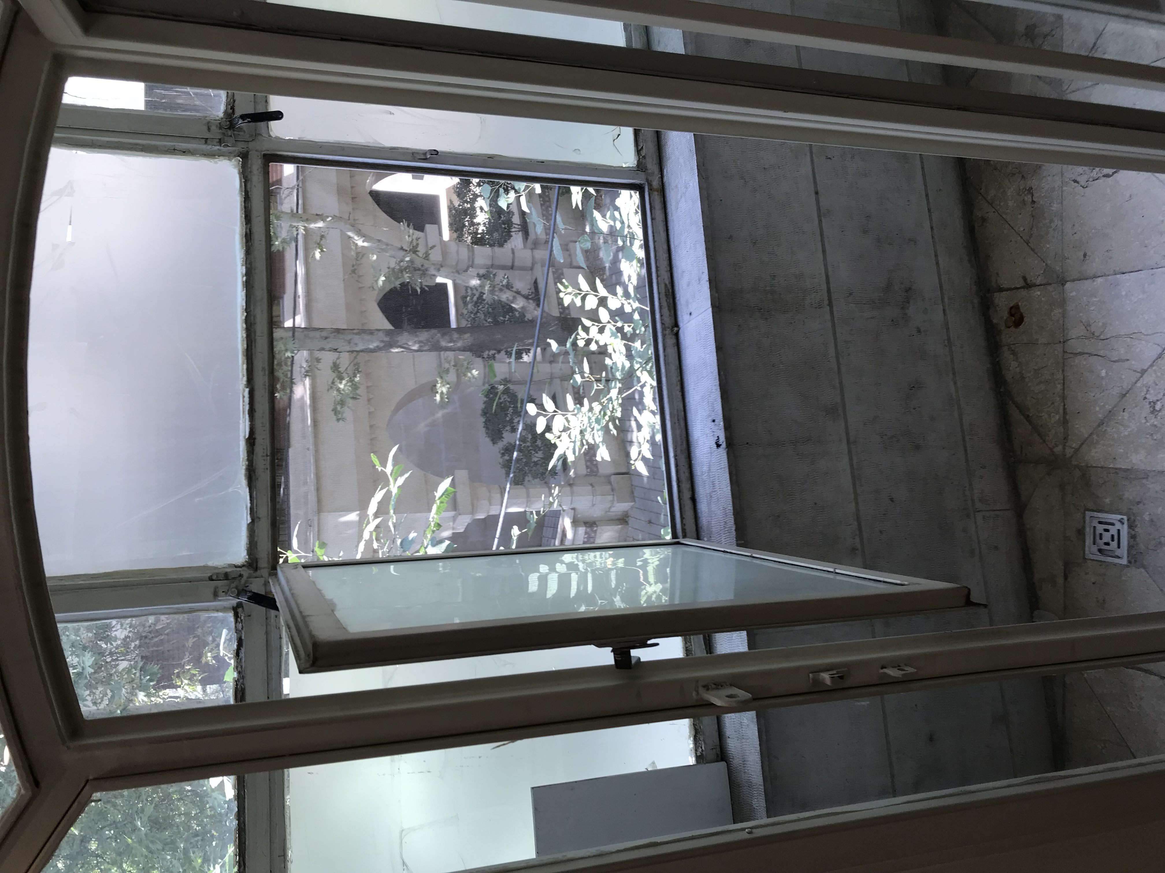 اجاره اپارتمان 112 متر اختیاریه خ عطار