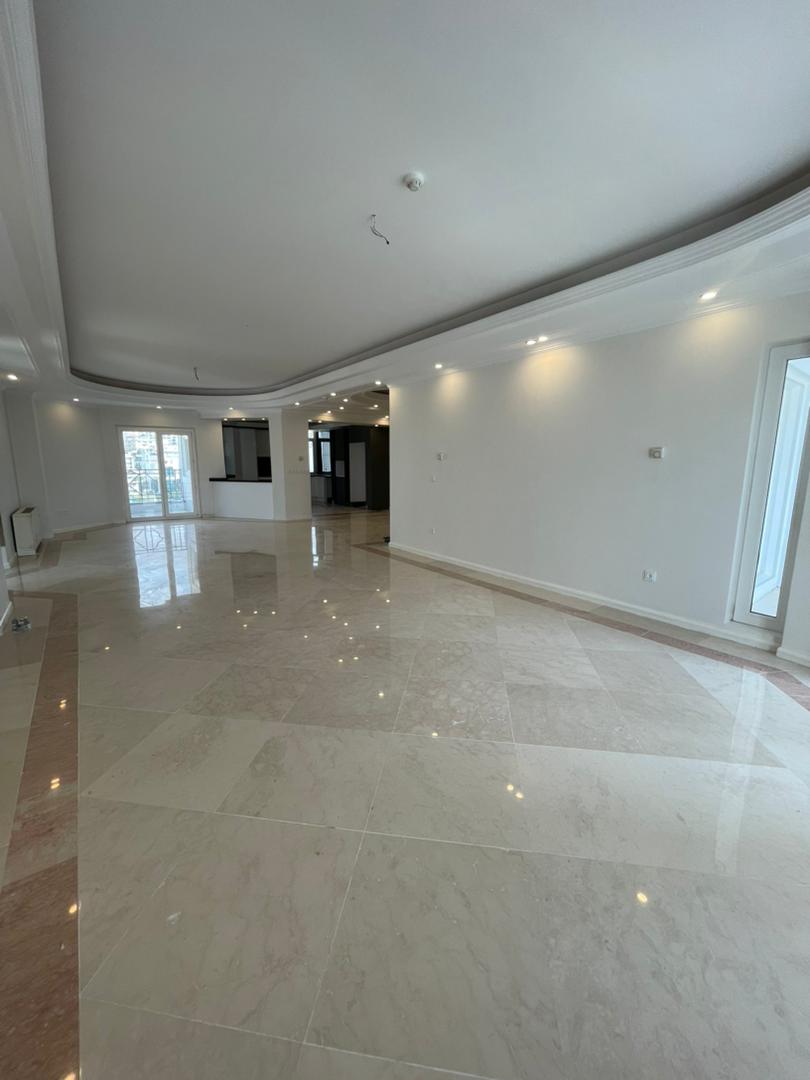 اجاره آپارتمان 280 متر نیاوران 4 پارکینگ سندی
