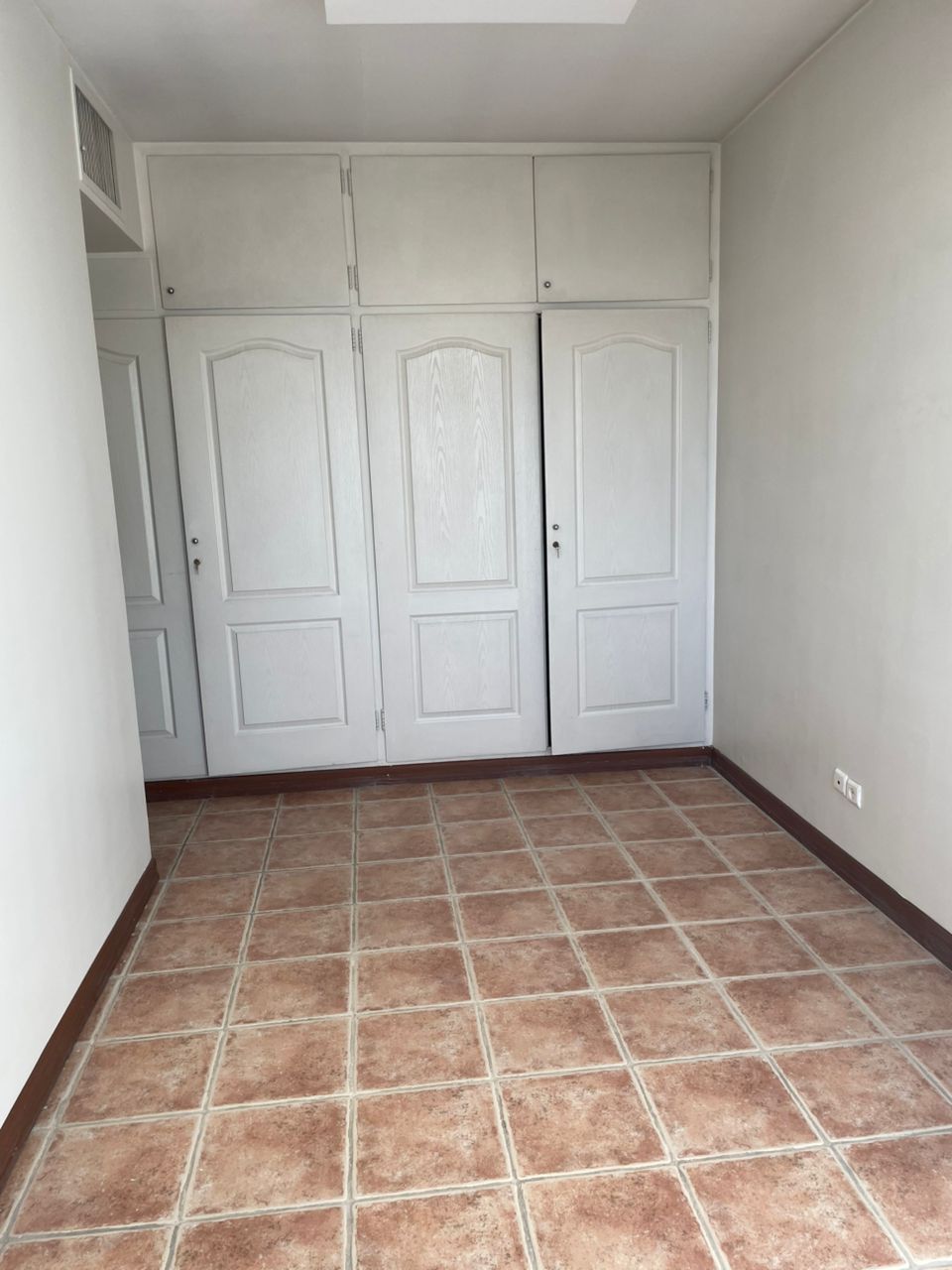 اجاره آپارتمان 140متر هفت حوض فول امکانات قیمت مناسب