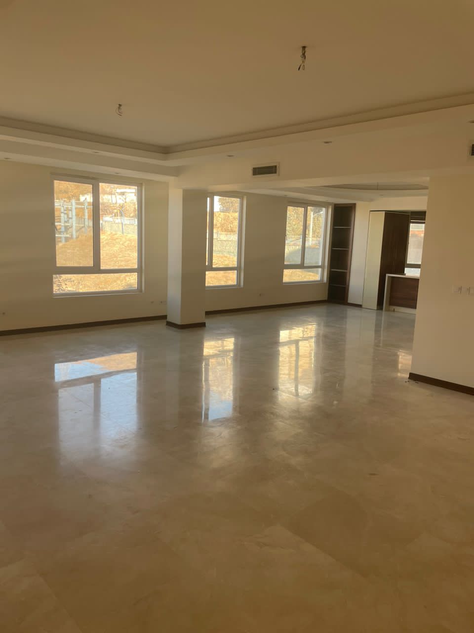 اجاره آپارتمان 200 متری نیاوران