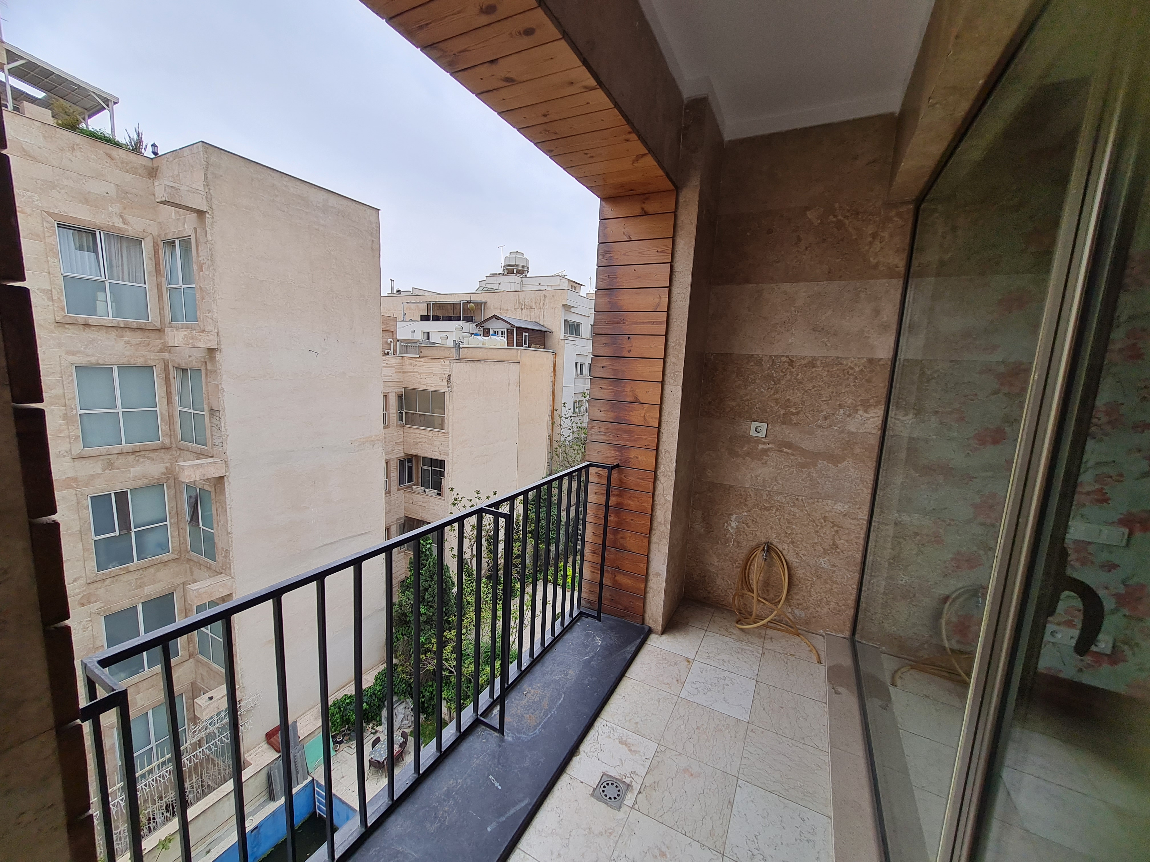 فروش آپارتمان 165 متر اطراف پارک قیطریه