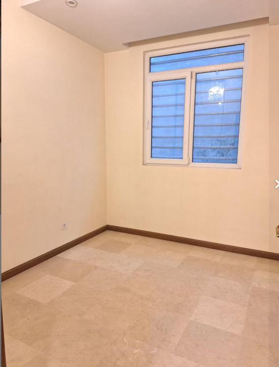 فروش واحد 158متری فول امکانات خوش متریال