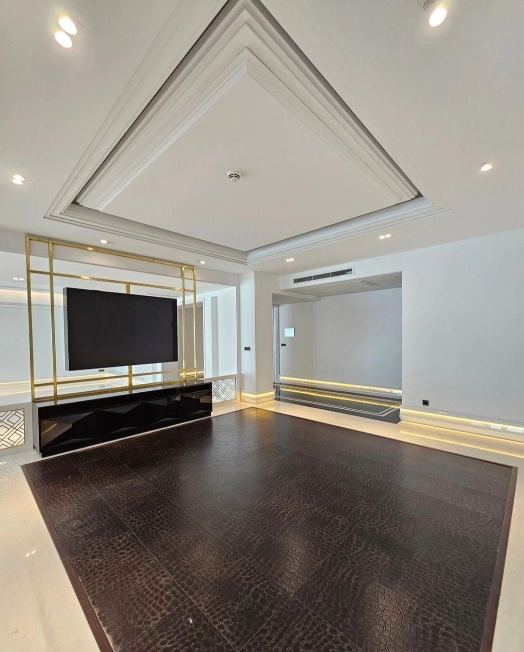 اجاره آپارتمان 280متر فرمانیه فول فرنیش تاپ لوکیشن