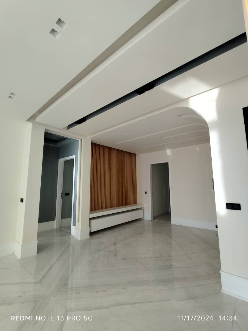اجاره آپارتمان 200 متر مدرن شمال کاخ