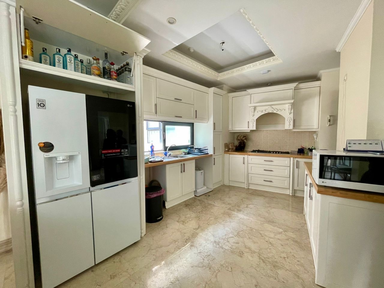 فروش آپارتمان 90 متر اقدسیه بدون مشابه