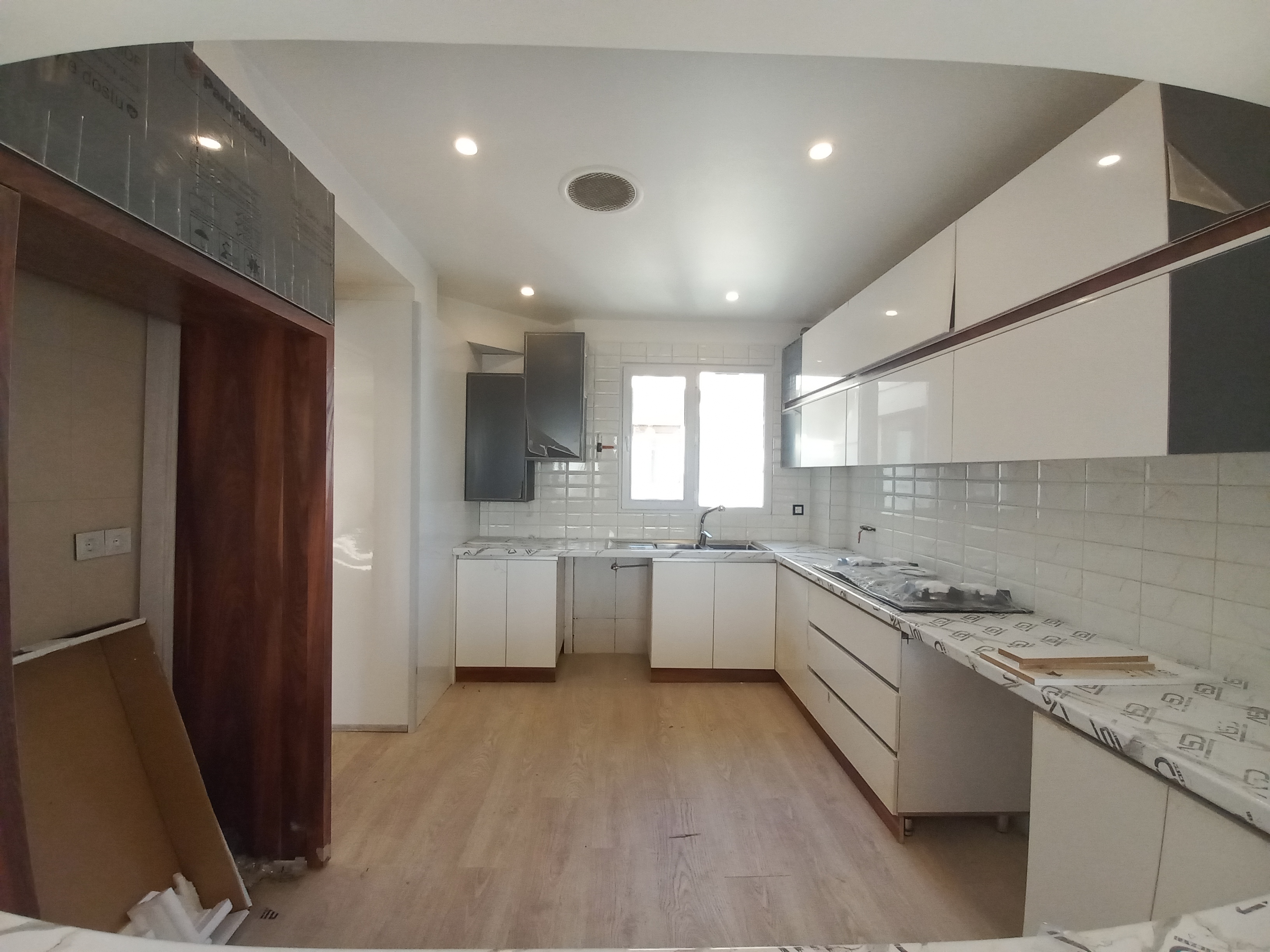 فروش آپارتمان 135 متر دو خواب نیاوران