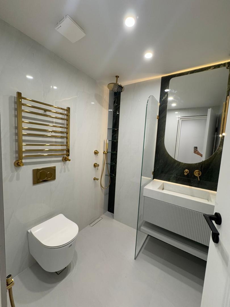 فروش آپارتمان 175 متر دروس تاپ لوکیشن غرق نور