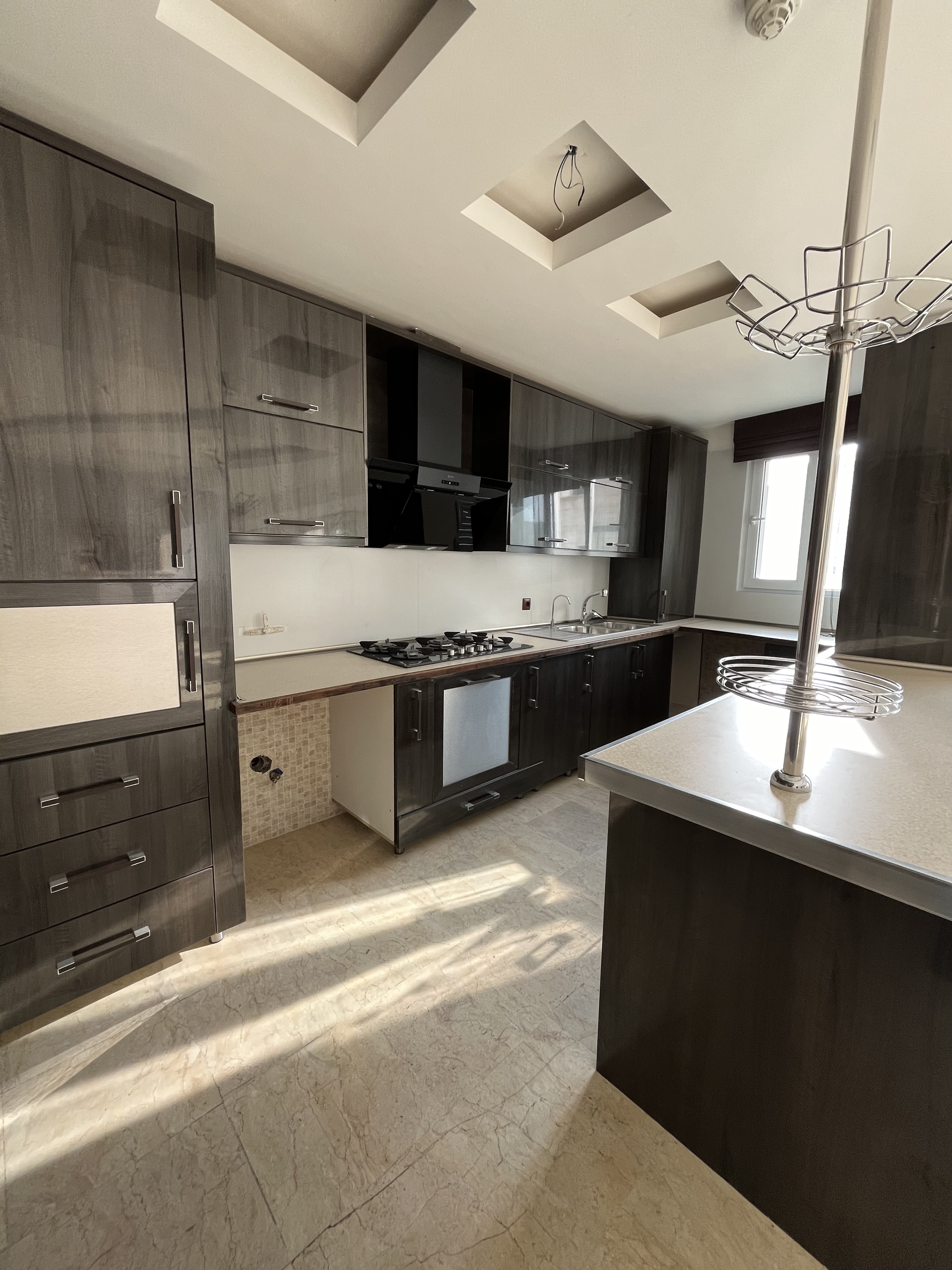 فروش آپارتمان 100 متر تاپ لوکیشن شمال کاخ نیاوران