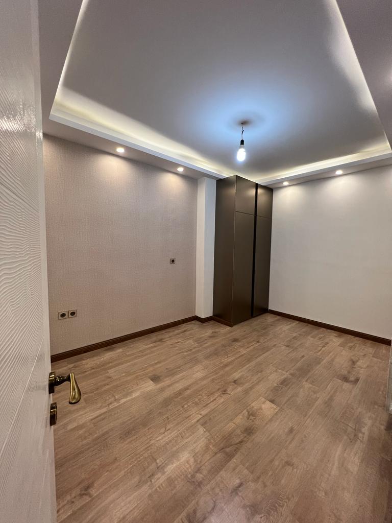 فروش آپارتمان 500 متر گلستان شمالی