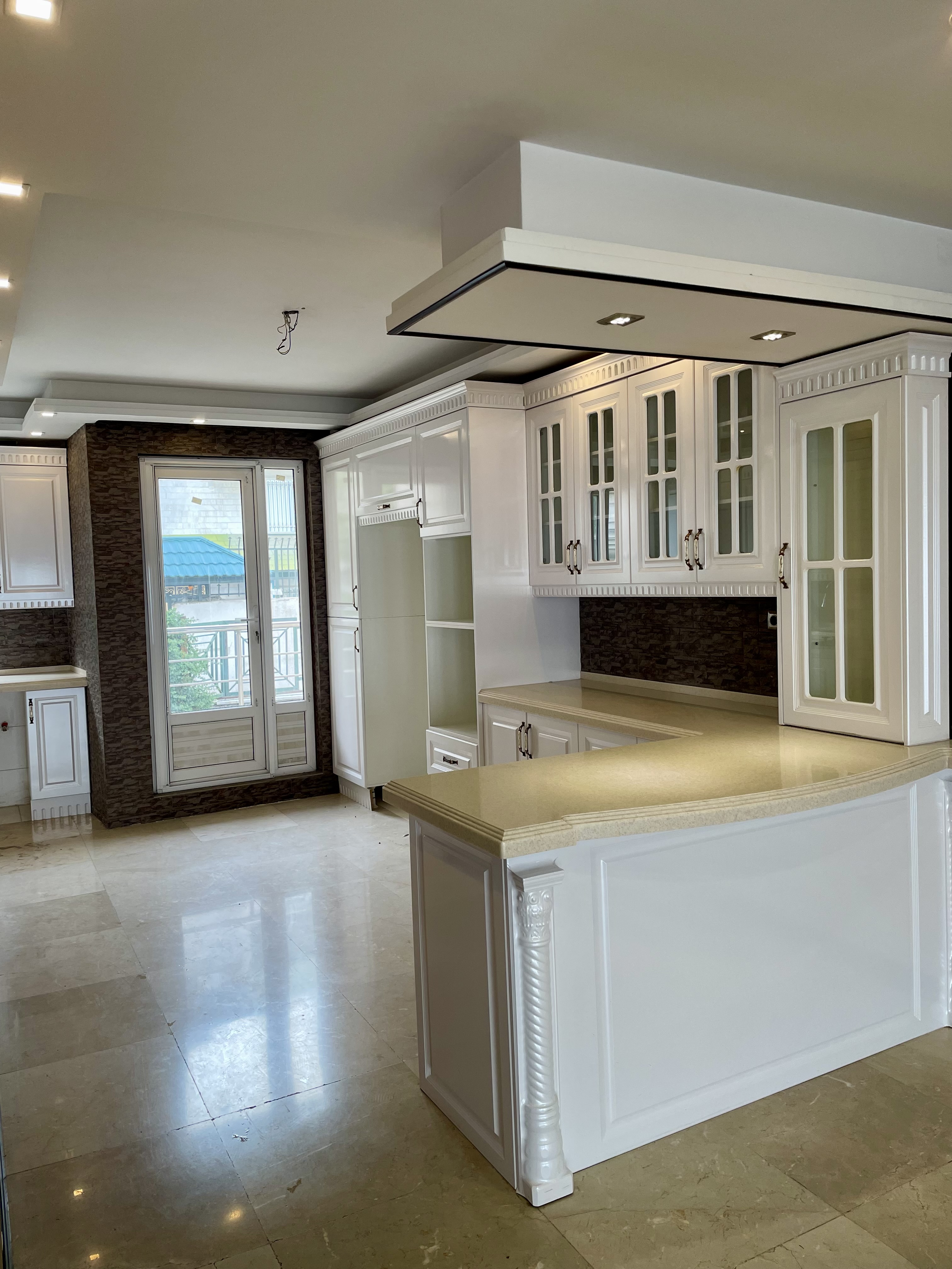 اجاره آپارتمان 200متر فرمانیه 3خواب تاپ لوکیشن