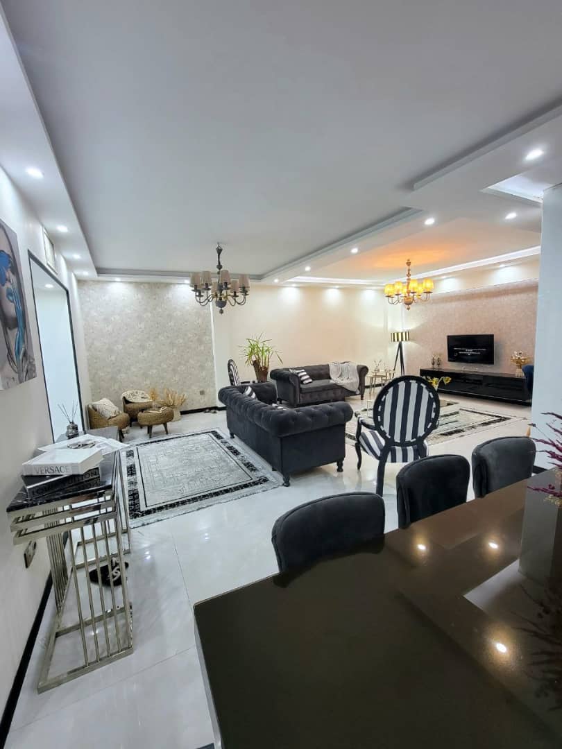 فروش آپارتمان 79 متر خوش نقشه غرق نور