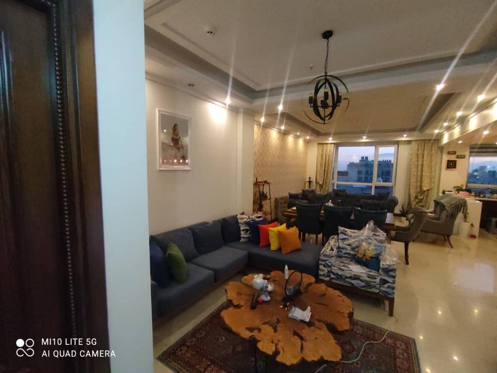 رهن كامل اپارتمان 100 مترى در نياوران