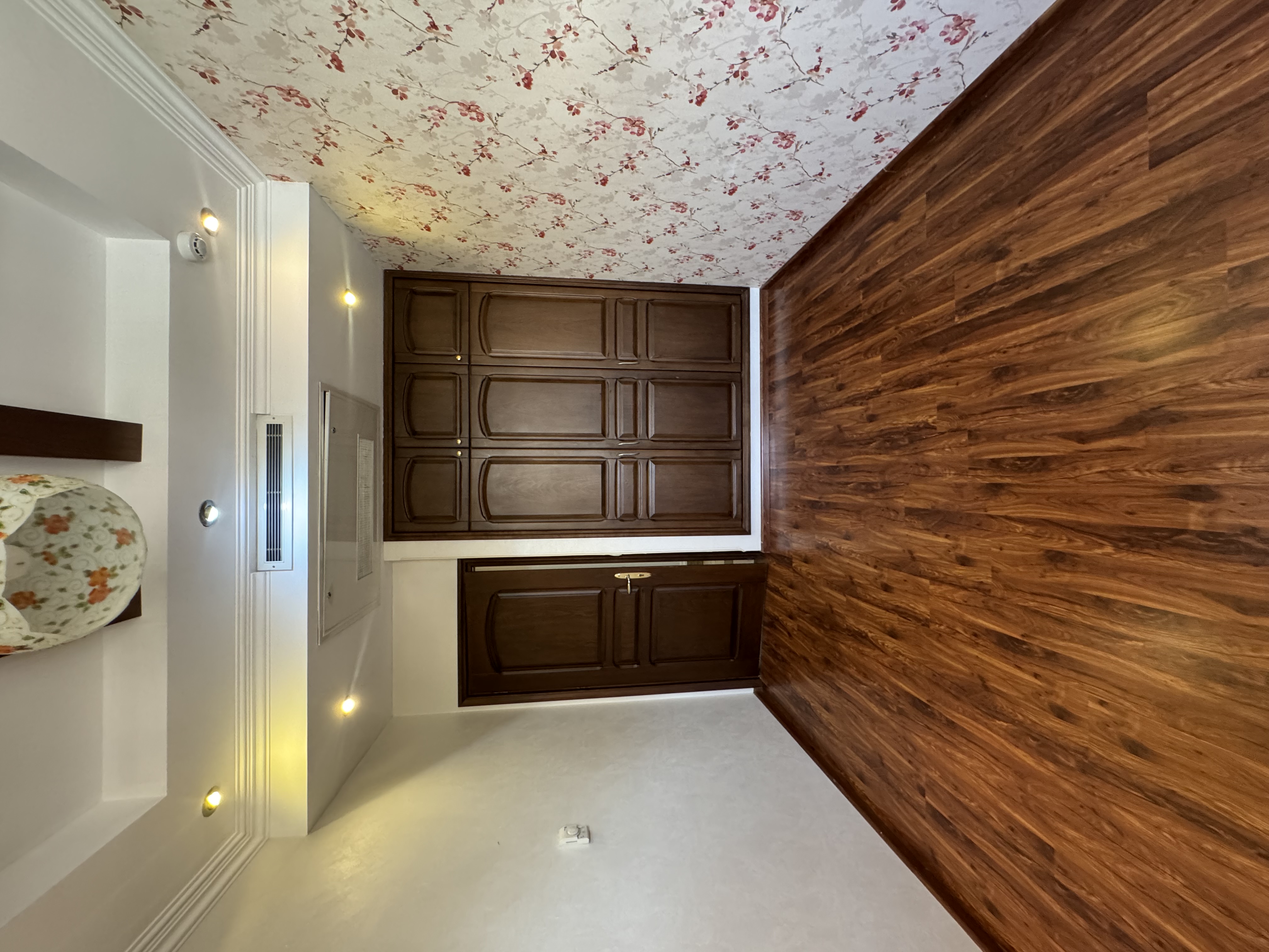 فروش آپارتمان 175متر نیاوران 3پارکینگ