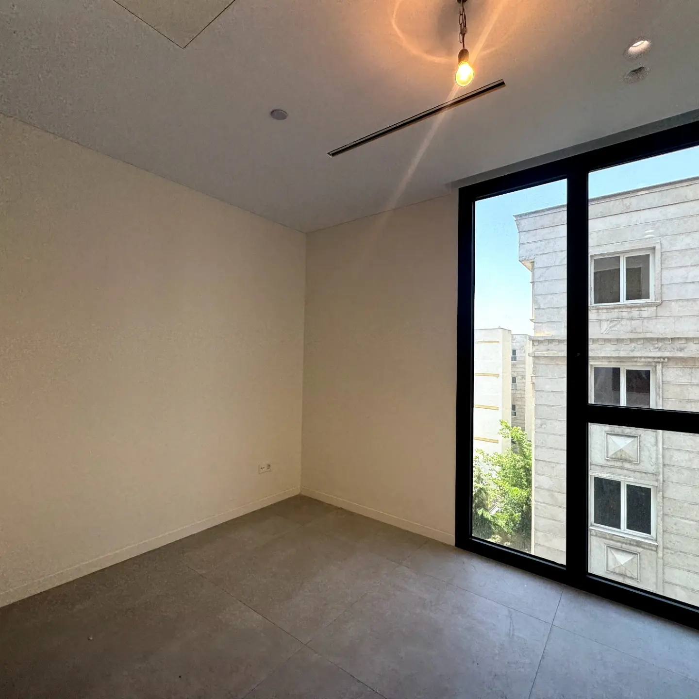 فروش آپارتمان 140 متر ظفر