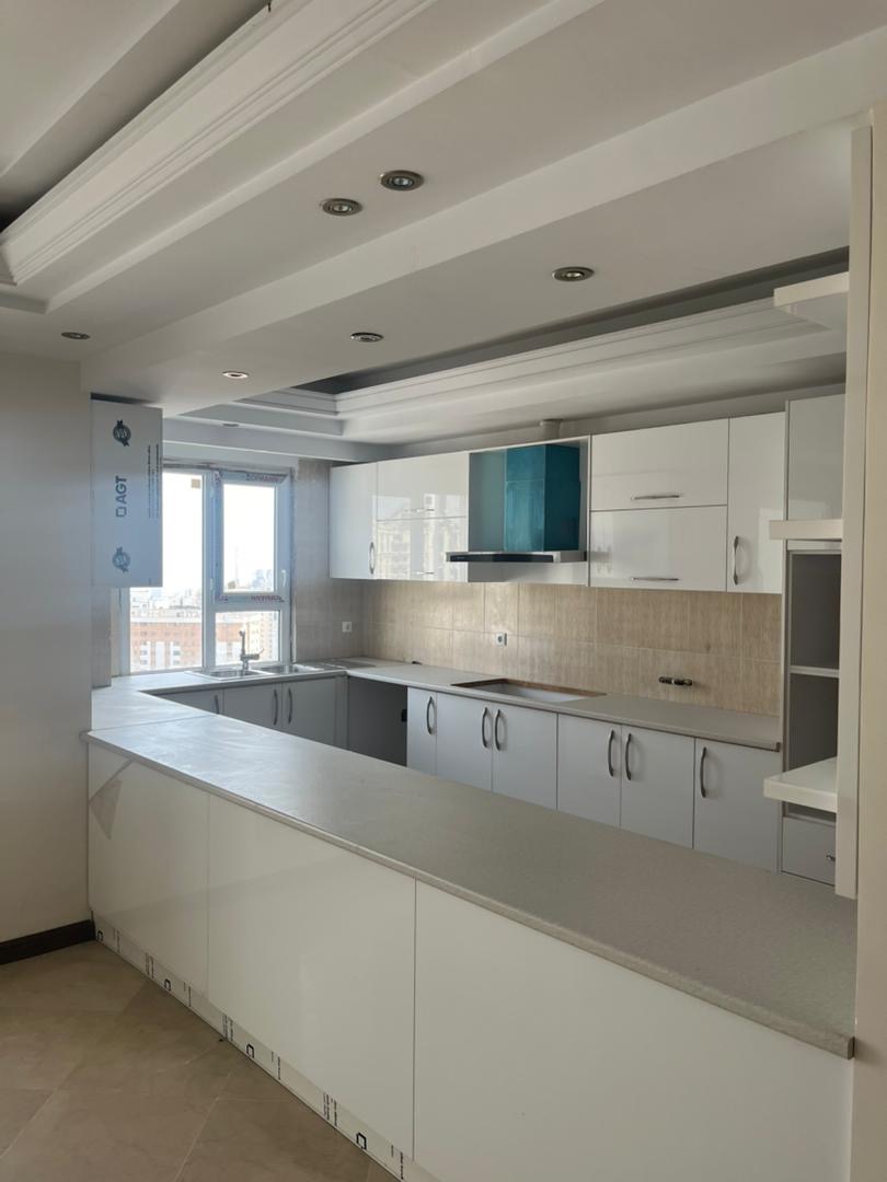 رهن و اجاره برج باغ نیاوران فول مشاعات دید ابدی