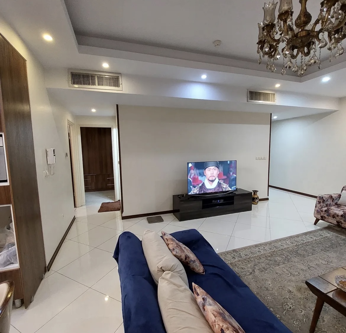 فروش آپارتمان 83 متری 2 خواب 2 پارکینگ