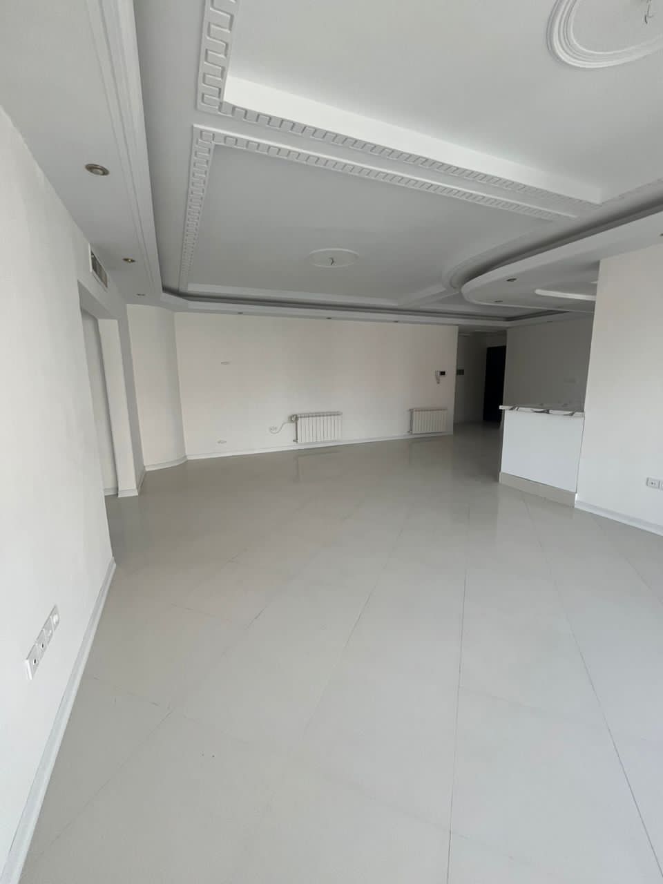 اجاره اپارتمان  200متر نیاوران سه خواب تاپ لوکیشن