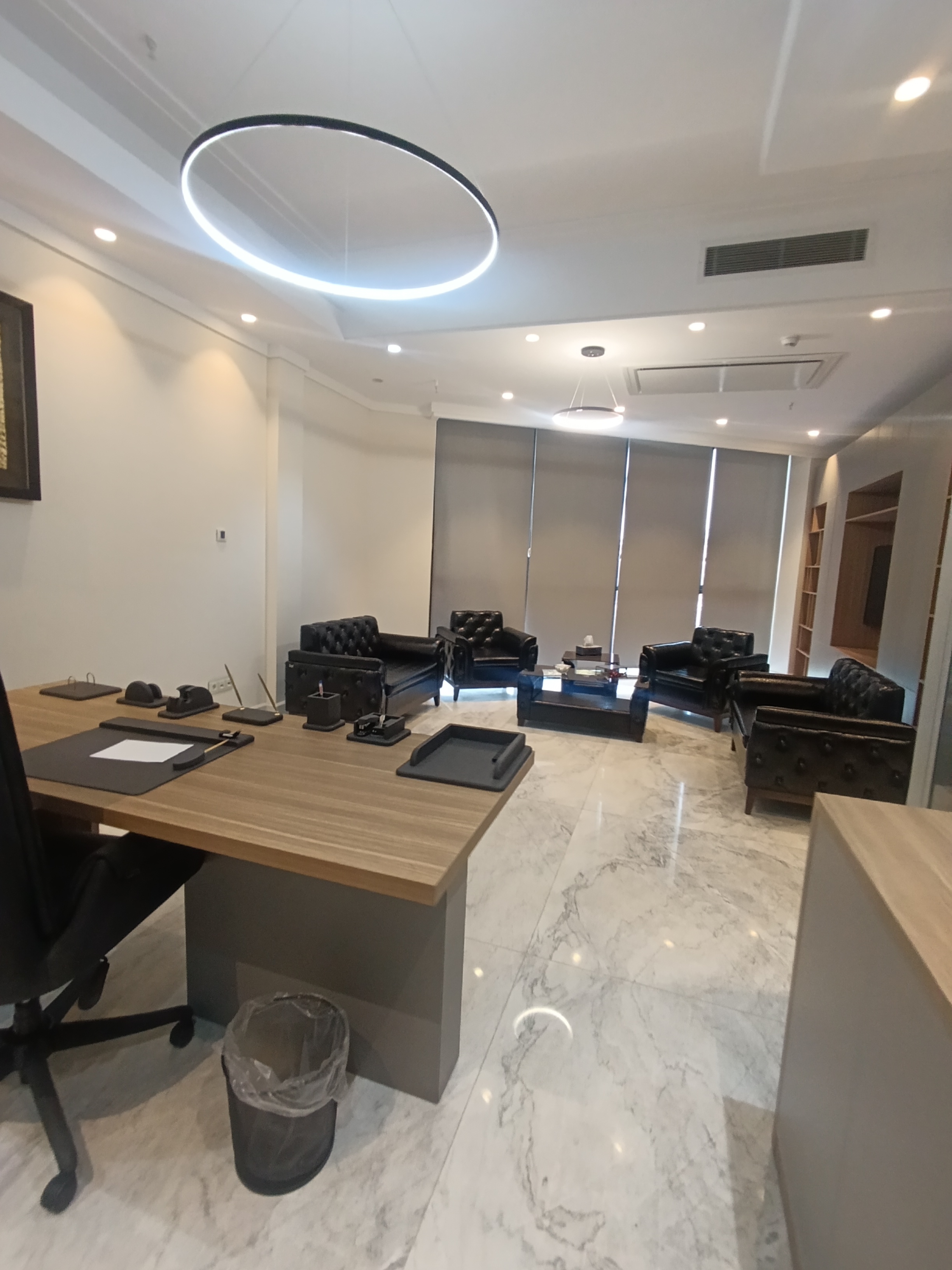 اجاره اداری 130متر اندرزگو