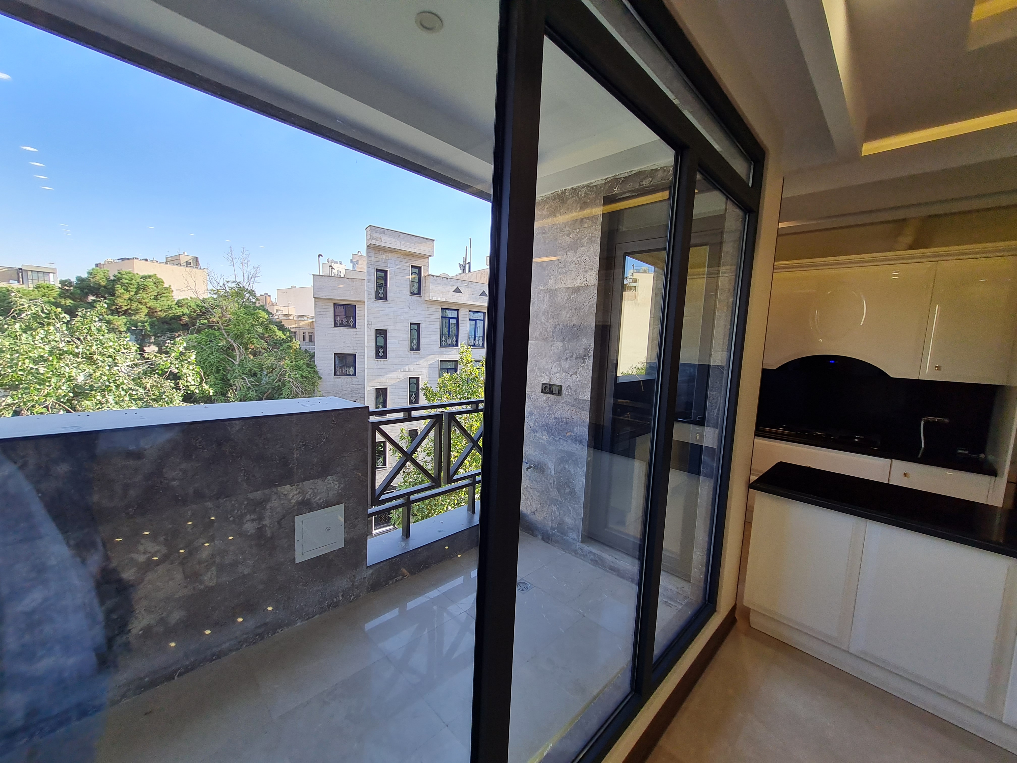 فروش آپارتمان 120 متر نیاوران یاسر