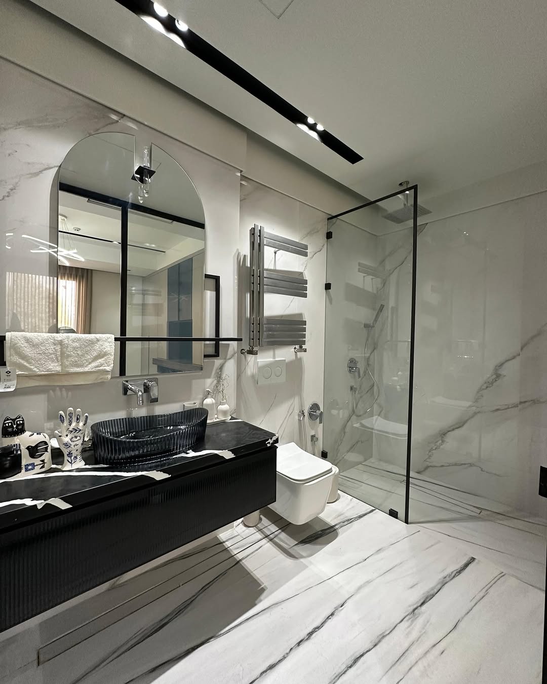 فروش آپارتمان 210 متر اندرزگو مدرن نوساز