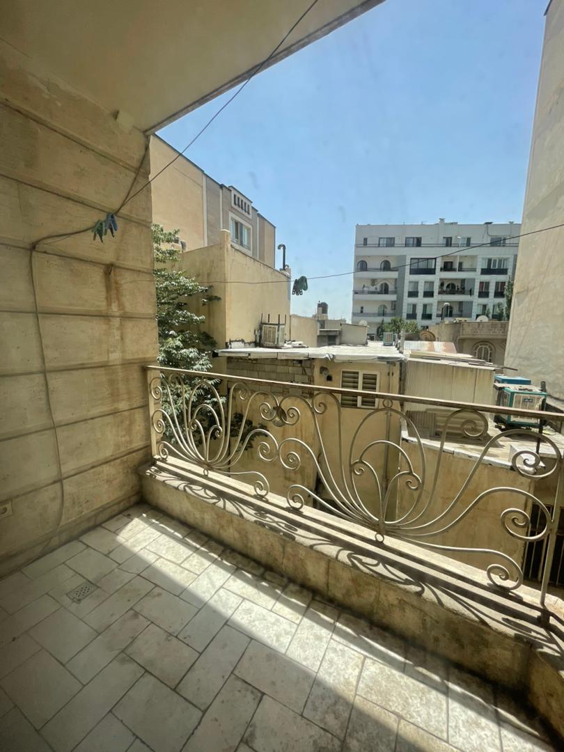 فروش آپارتمان 180متر فرمانیه استخرفعال