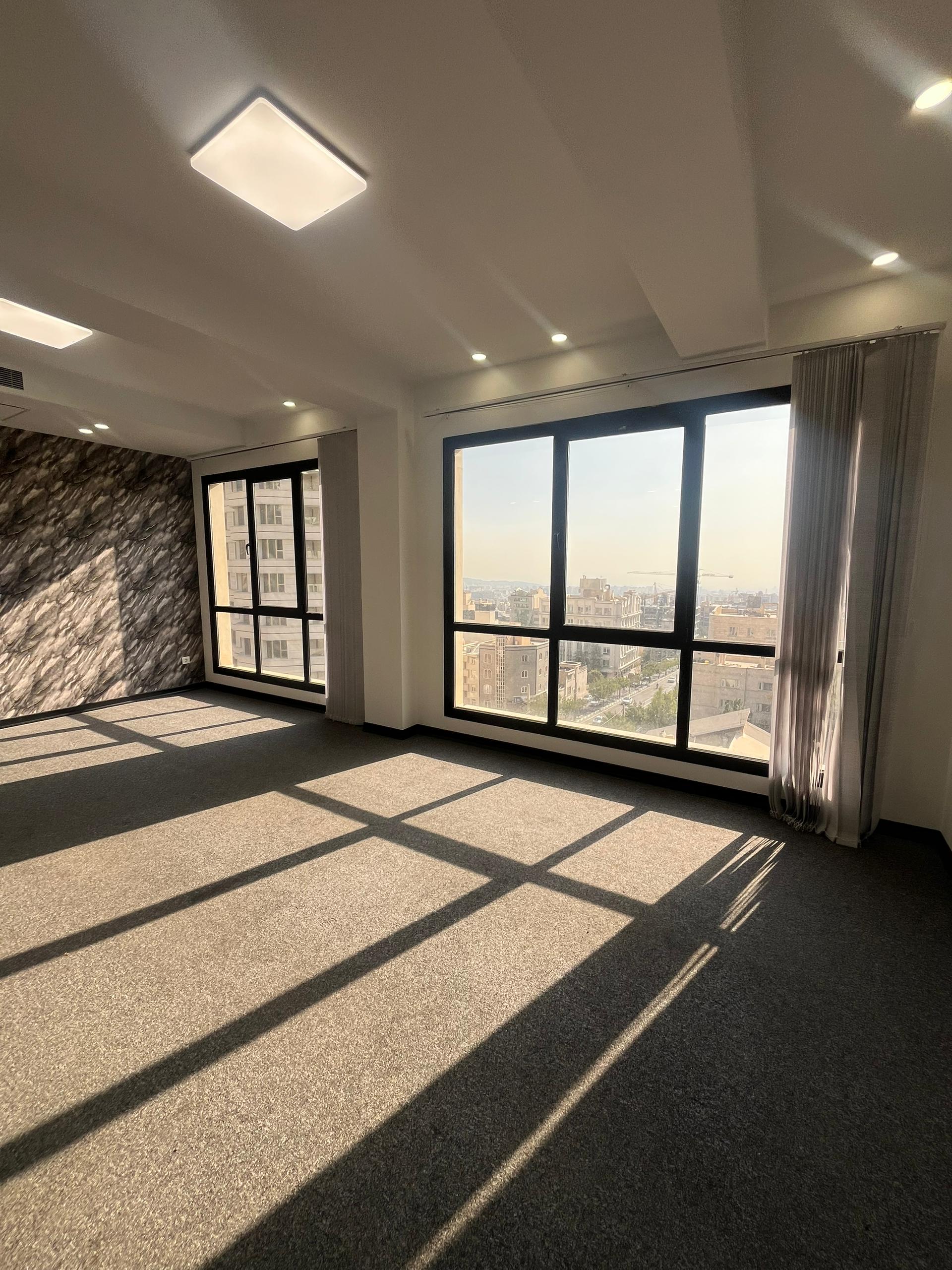 اجاره اداری 180متر آجودانیه