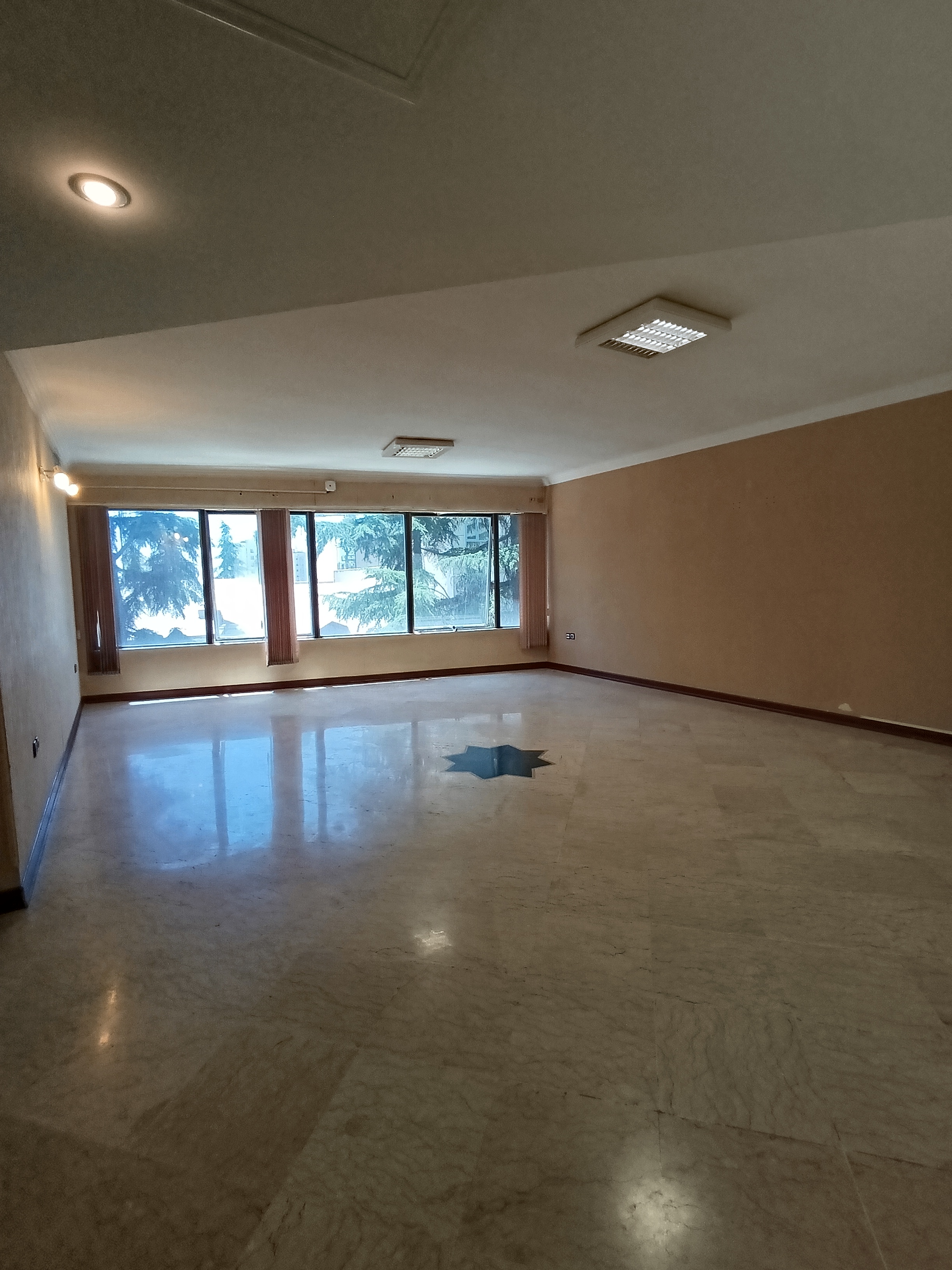 اجاره اداری 100متر نیاوران