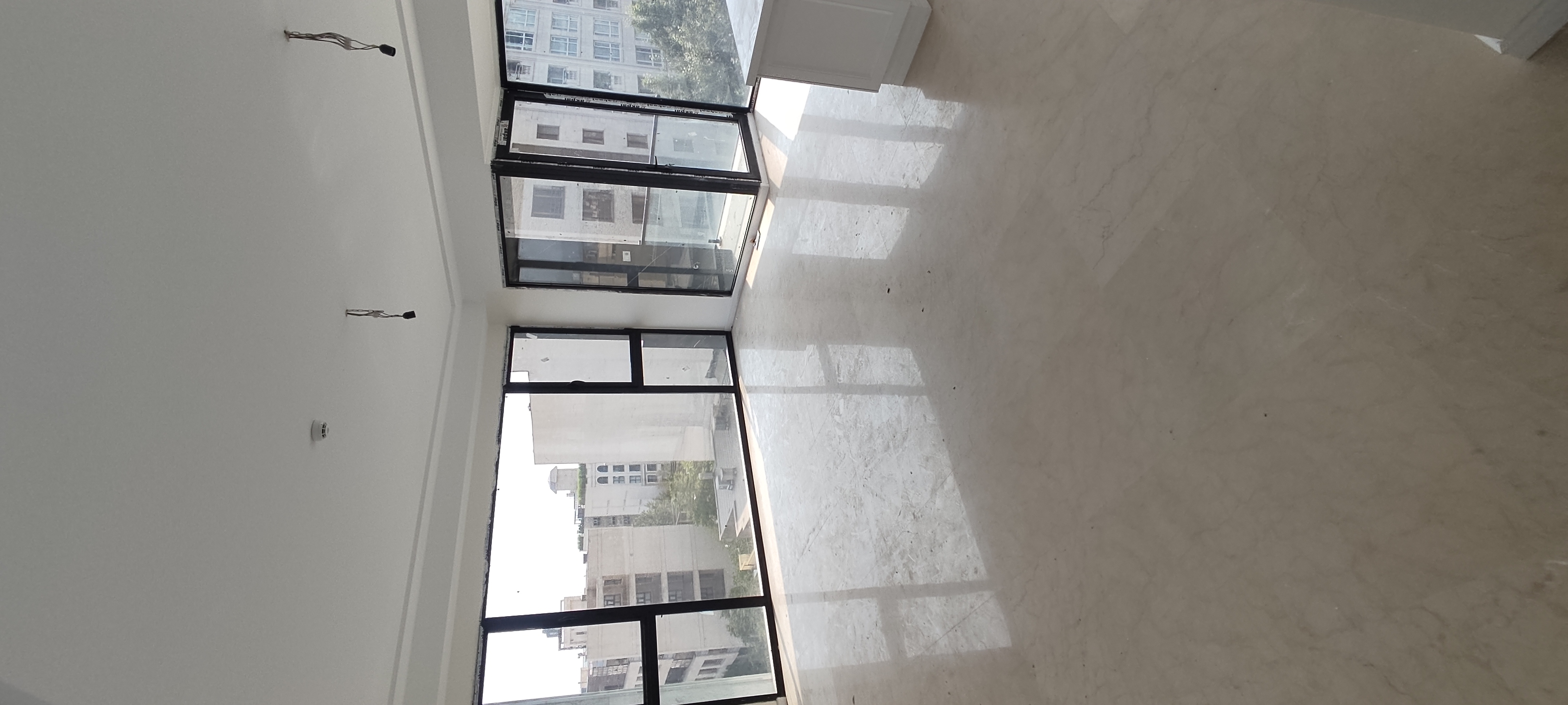 فروش آپارتمان 115 متر جهانتاب تاپ لوکیشن فول مشاعات