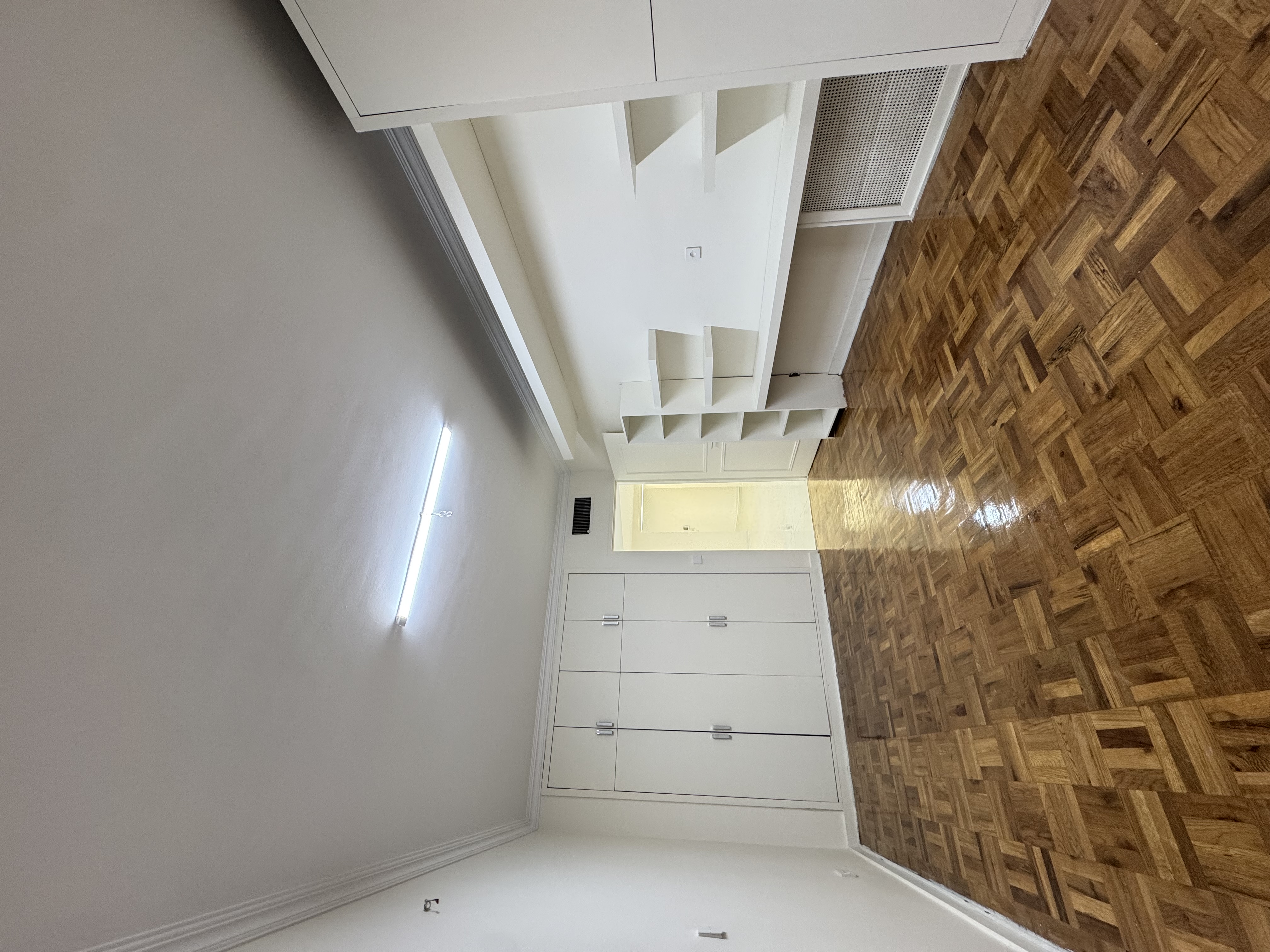 فروش آ‌پارتمان 210 متر سنبل