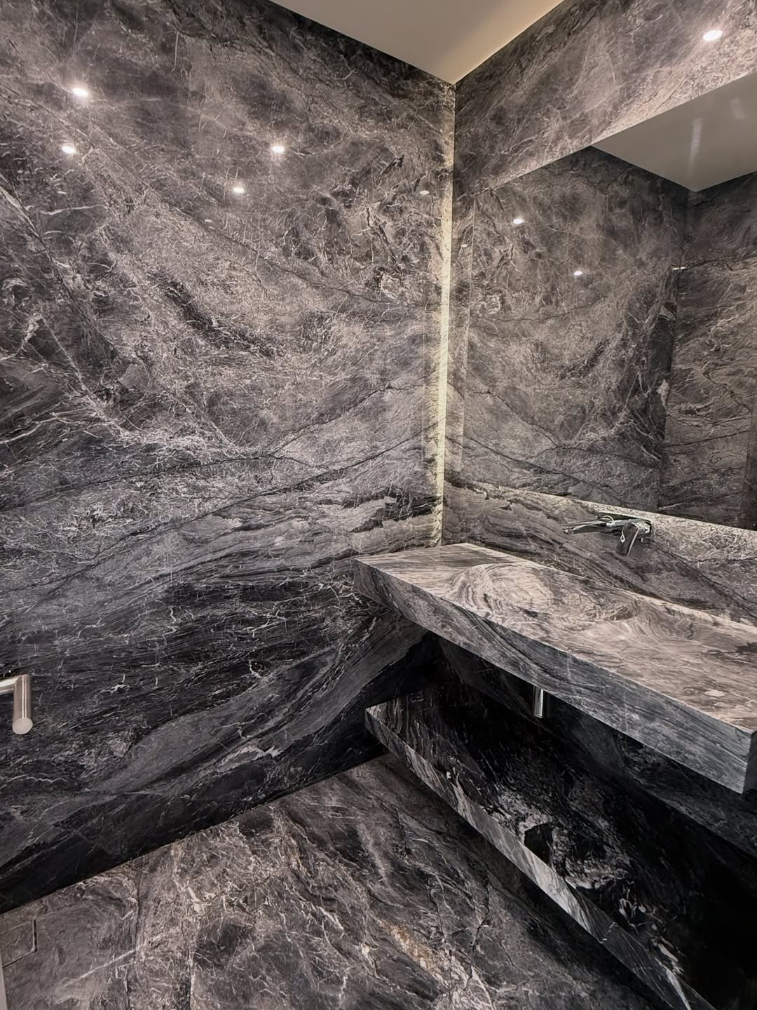 فروش آپارتمان 260 متر کامرانیه مدرن