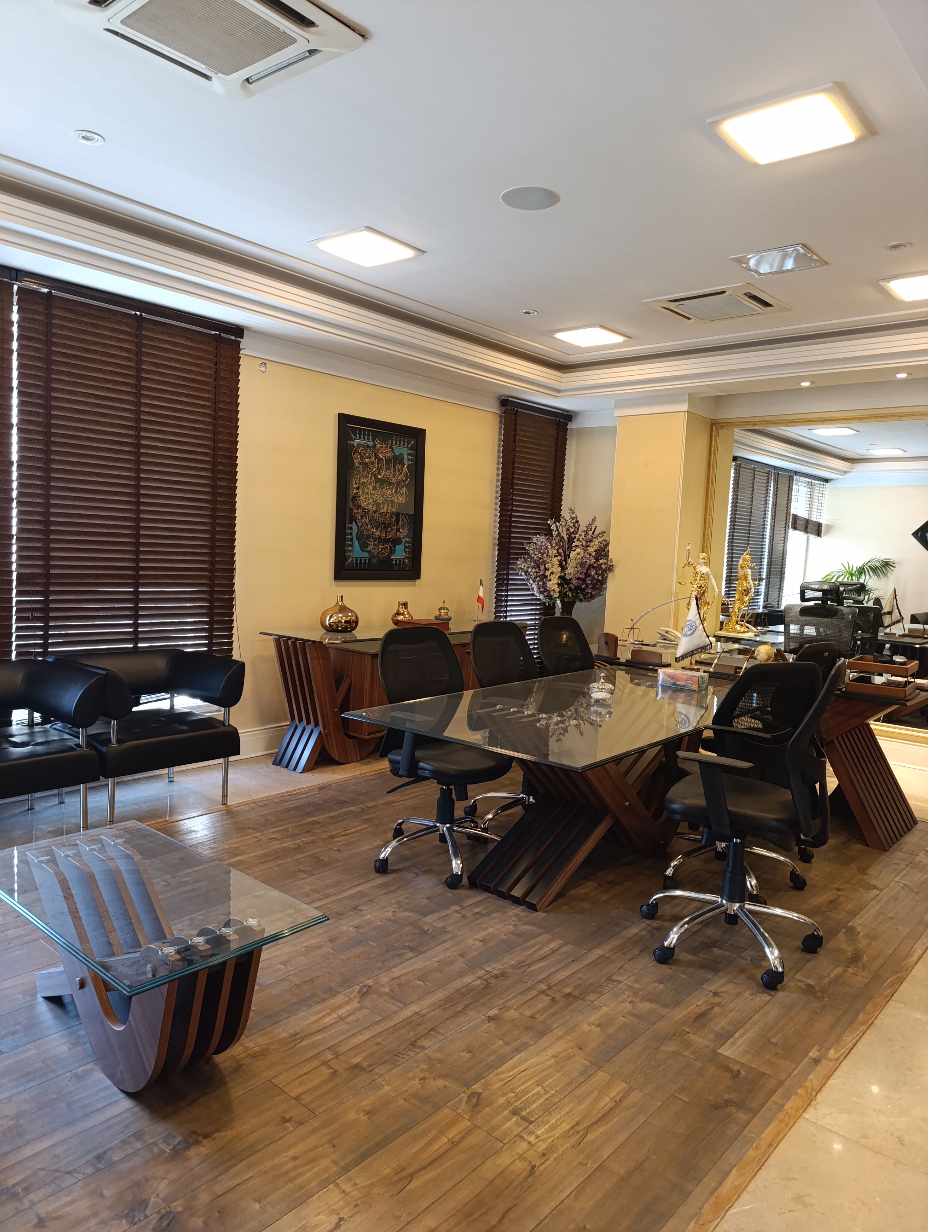 اجاره اداری 130متر آجودانیه