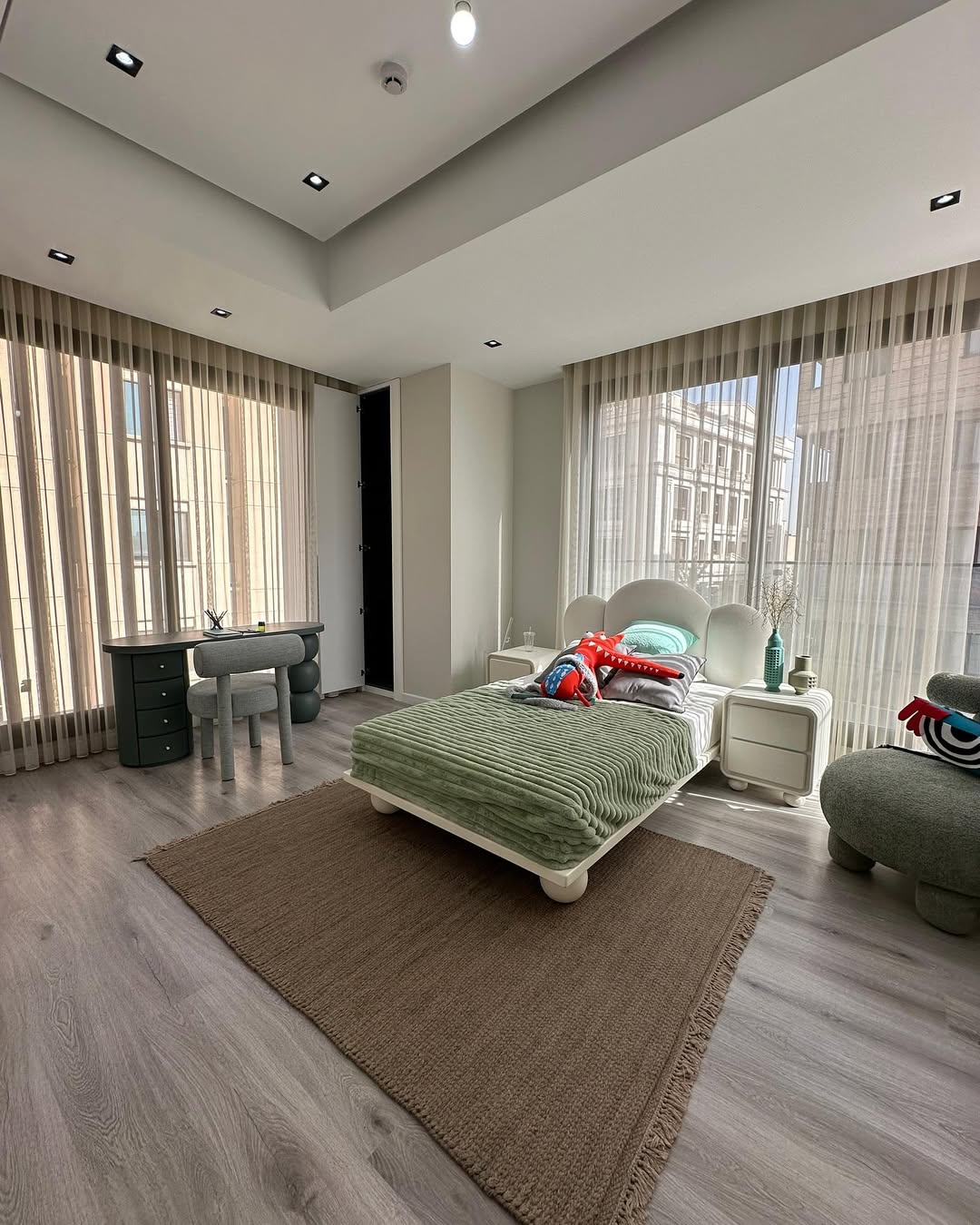 فروش آپارتمان 210 متر اندرزگو مدرن نوساز