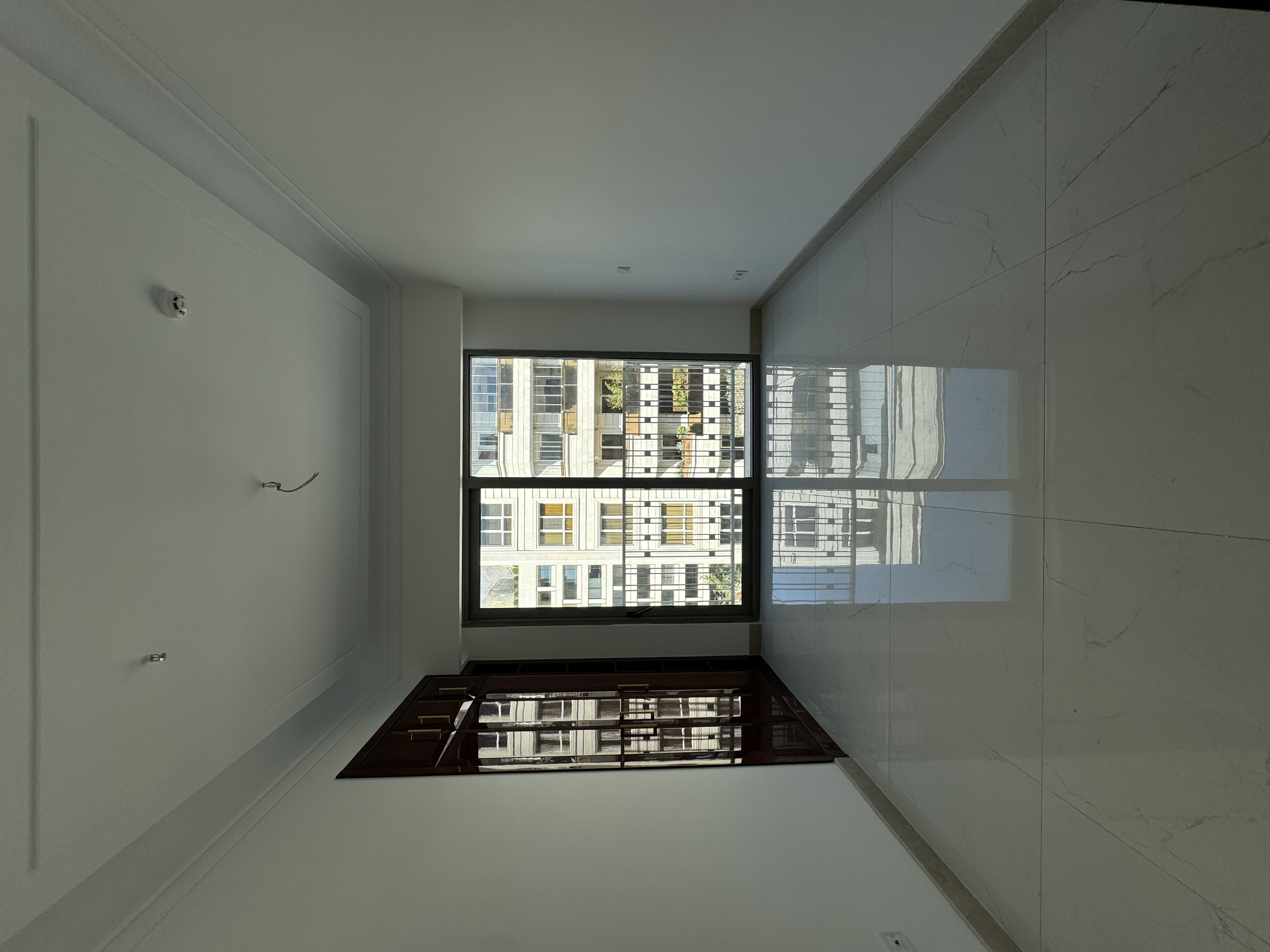 فروش آپارتمان 260 متر چهارخواب صاحبقرانیه