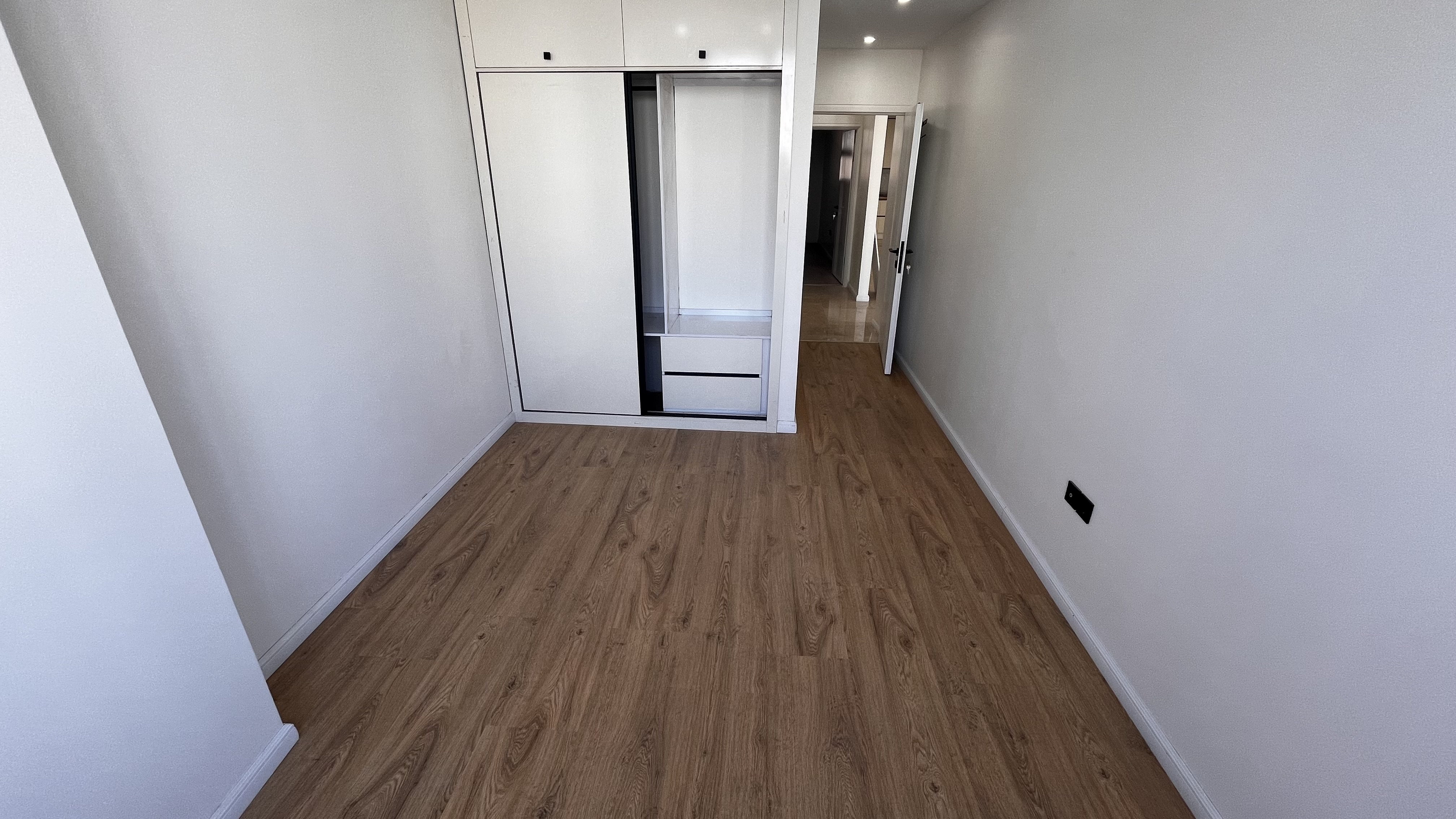 اجاره آپارتمان 120متر هروی فول امکانات