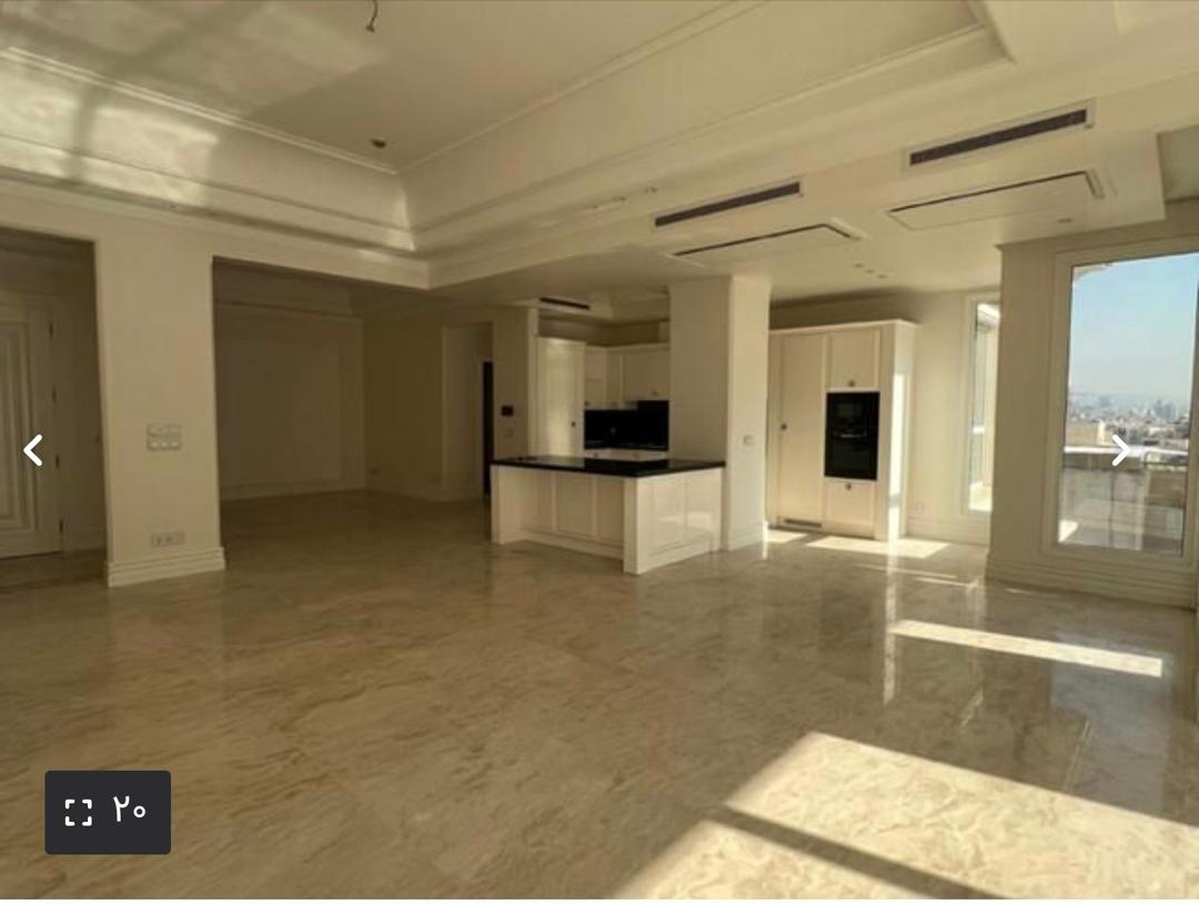 فروش آپارتمان فرمانیه 200 متر 3 خواب برج باغ