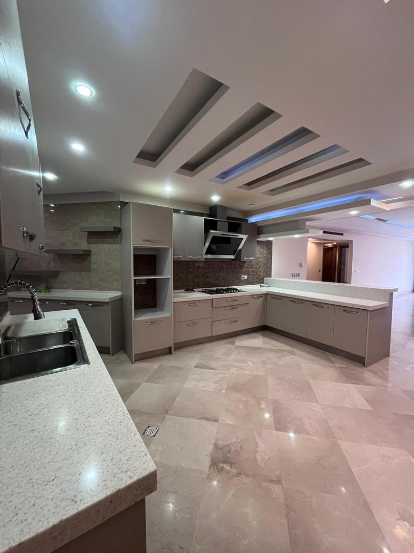 فروش آپارتمان 170متر  آجودانیه