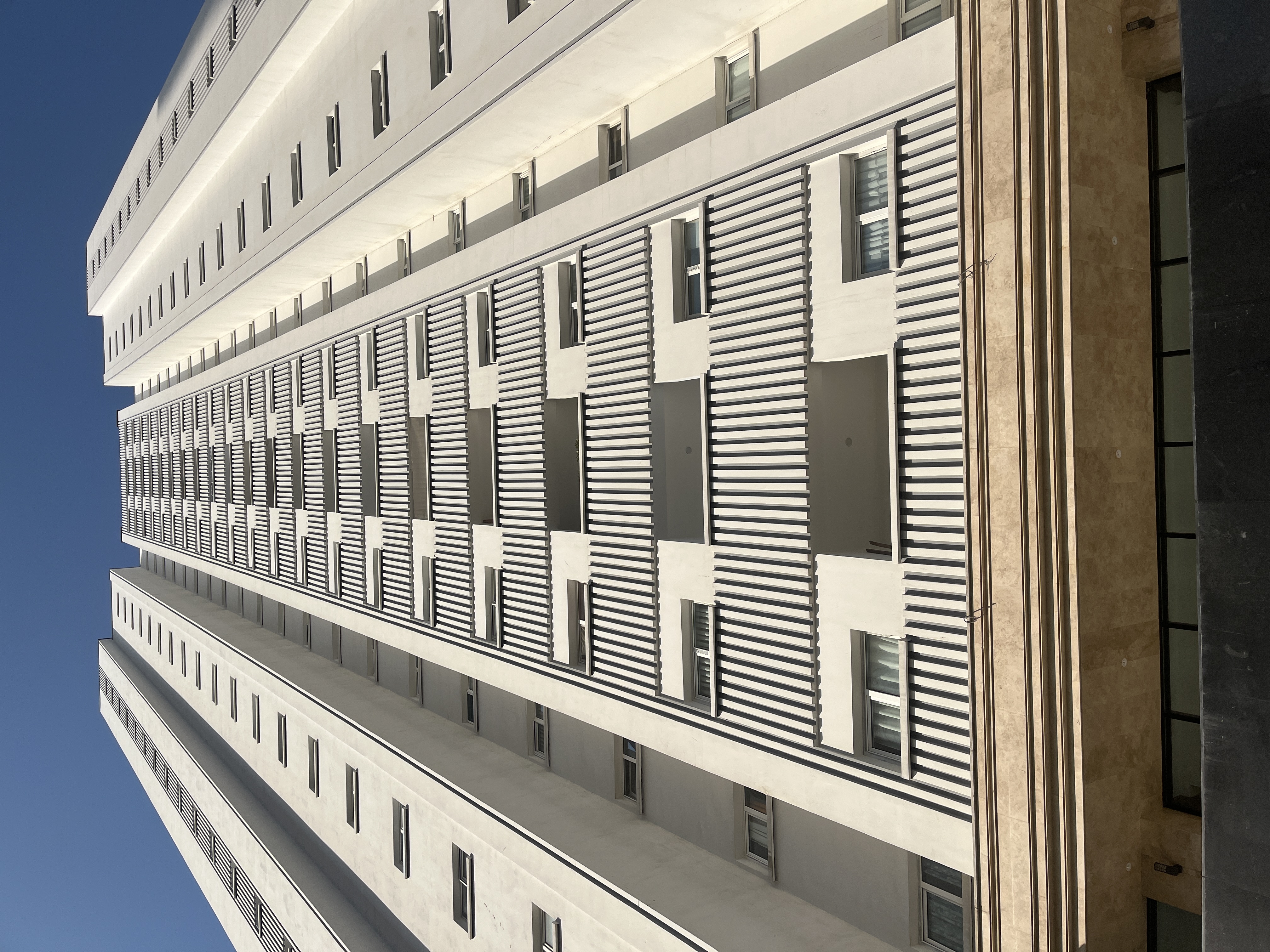 100 متر فول تراس چیدمان