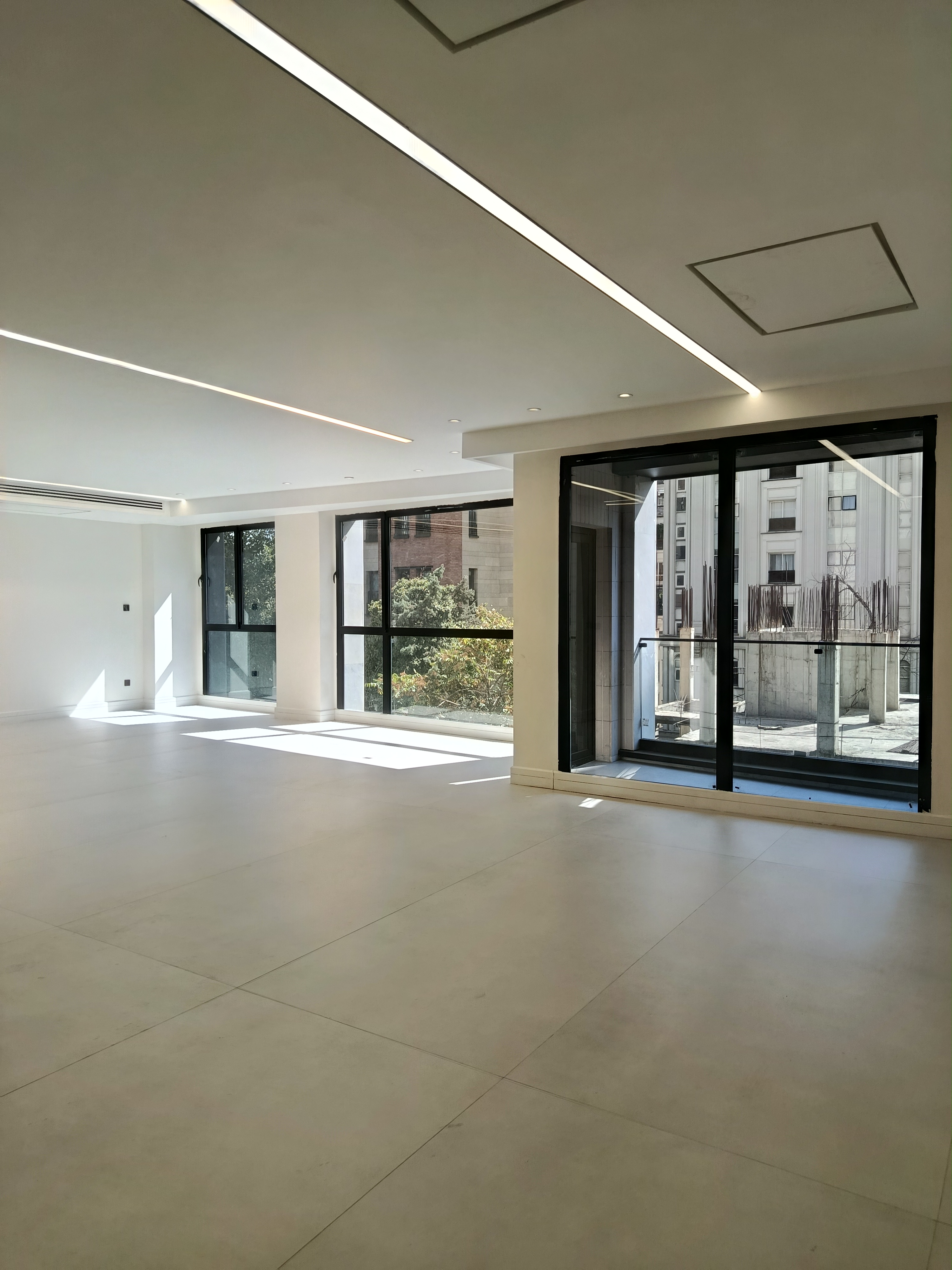 فروش اپارتمان 220 متر نیاوران