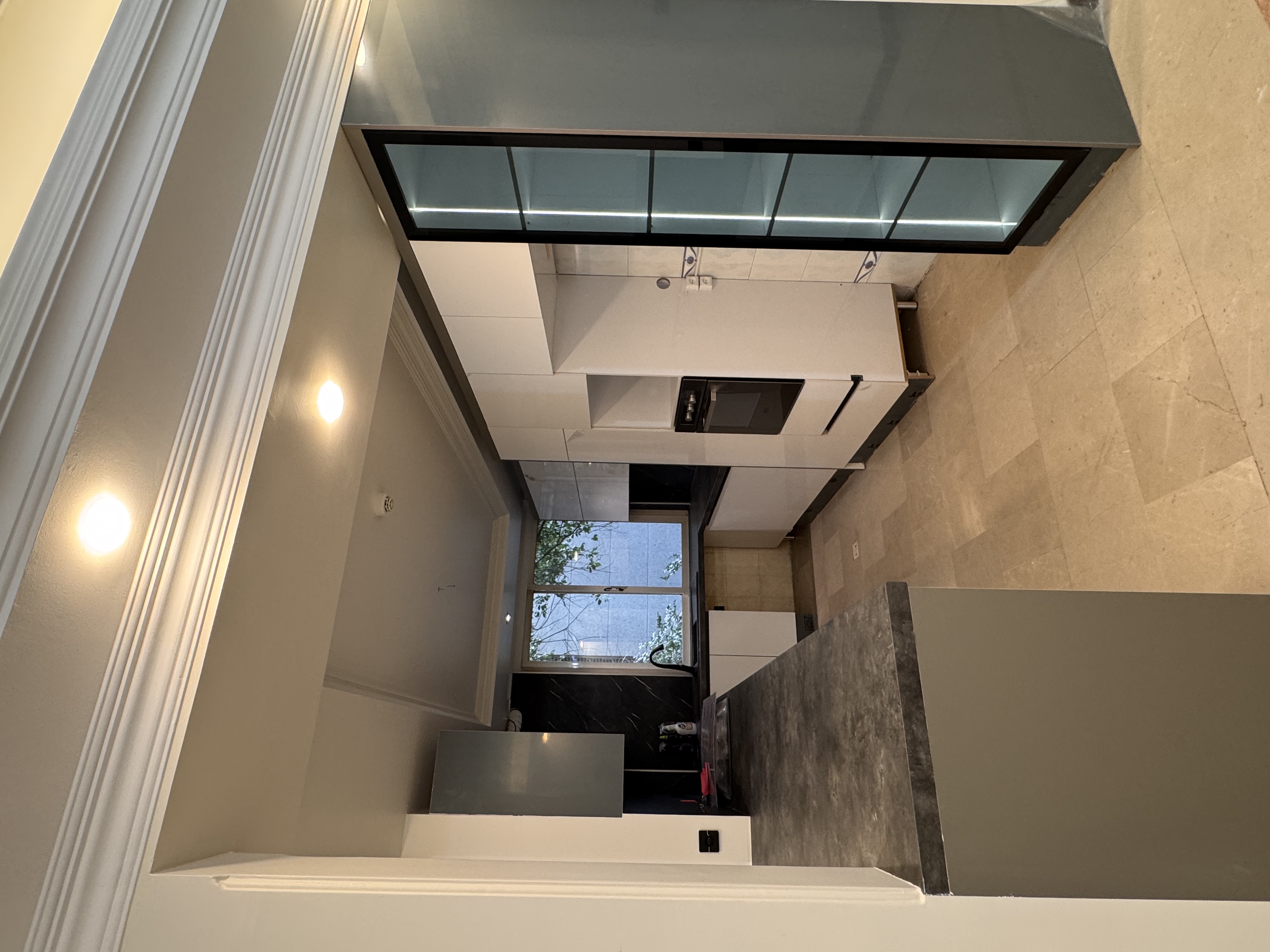 اپارتمان 140 متر اندرزگو فول بازسازی